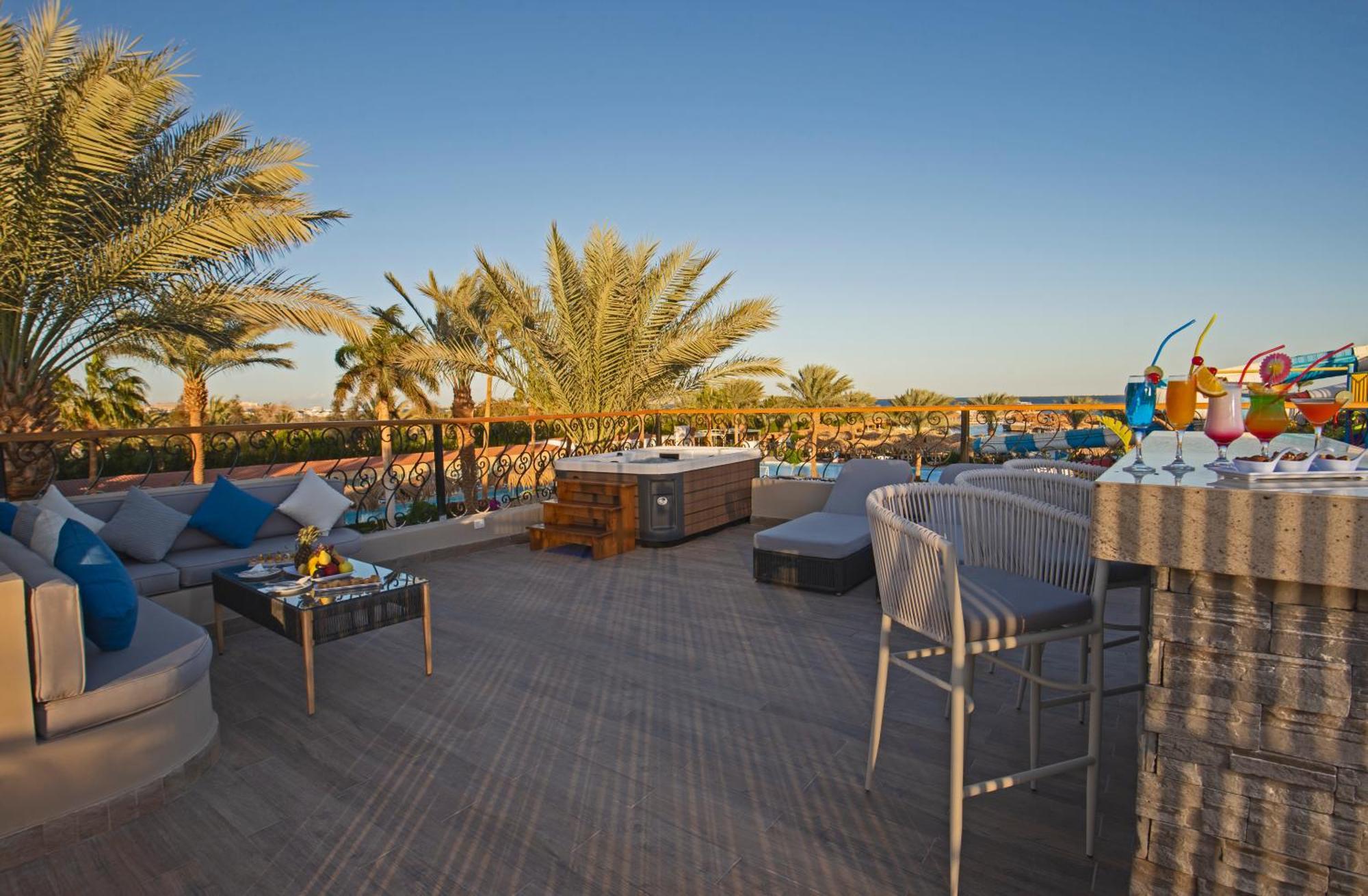 Complex Sunrise Aqua Joy 4*