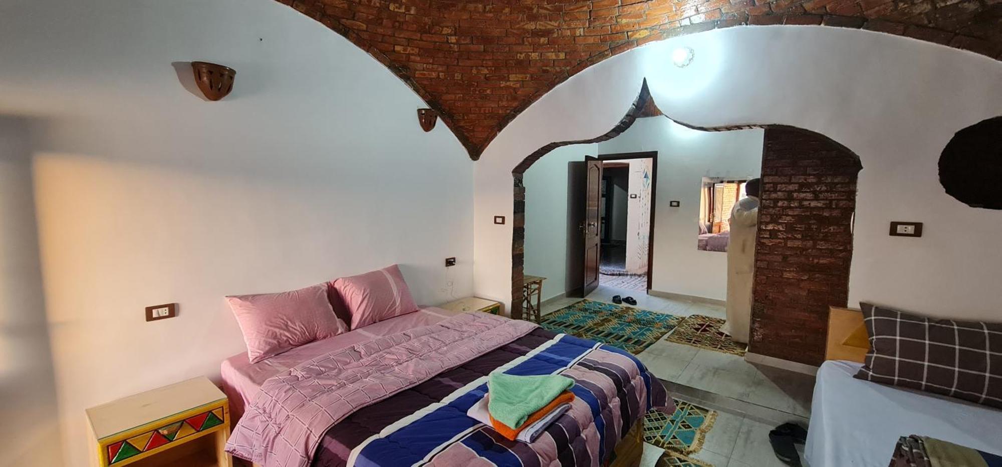 Meshra Katto Guest house