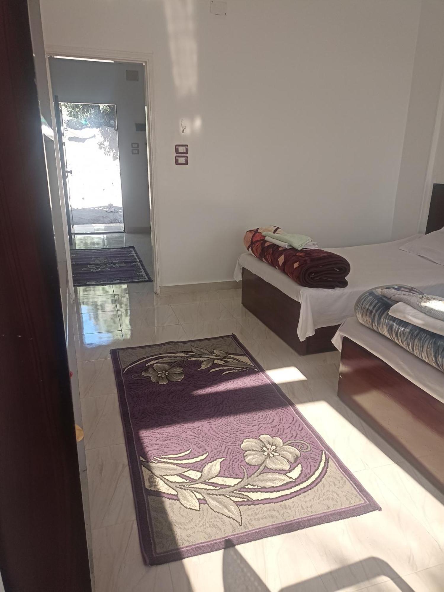 Awi Apartment *