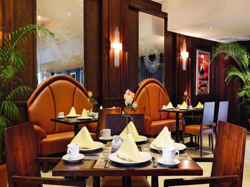 Cairo Pyramids Hotel