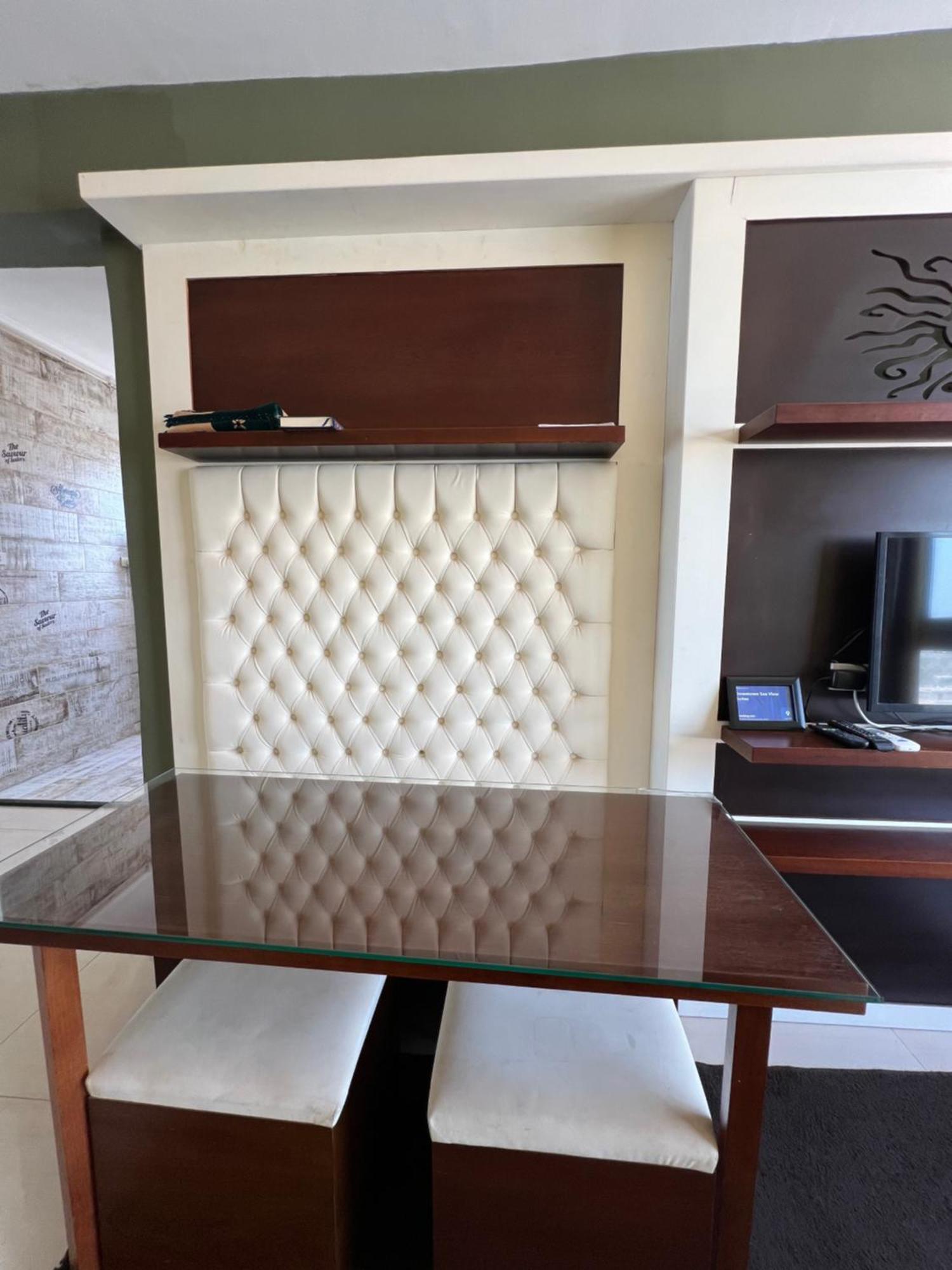 Downtown Sea View Apartment *