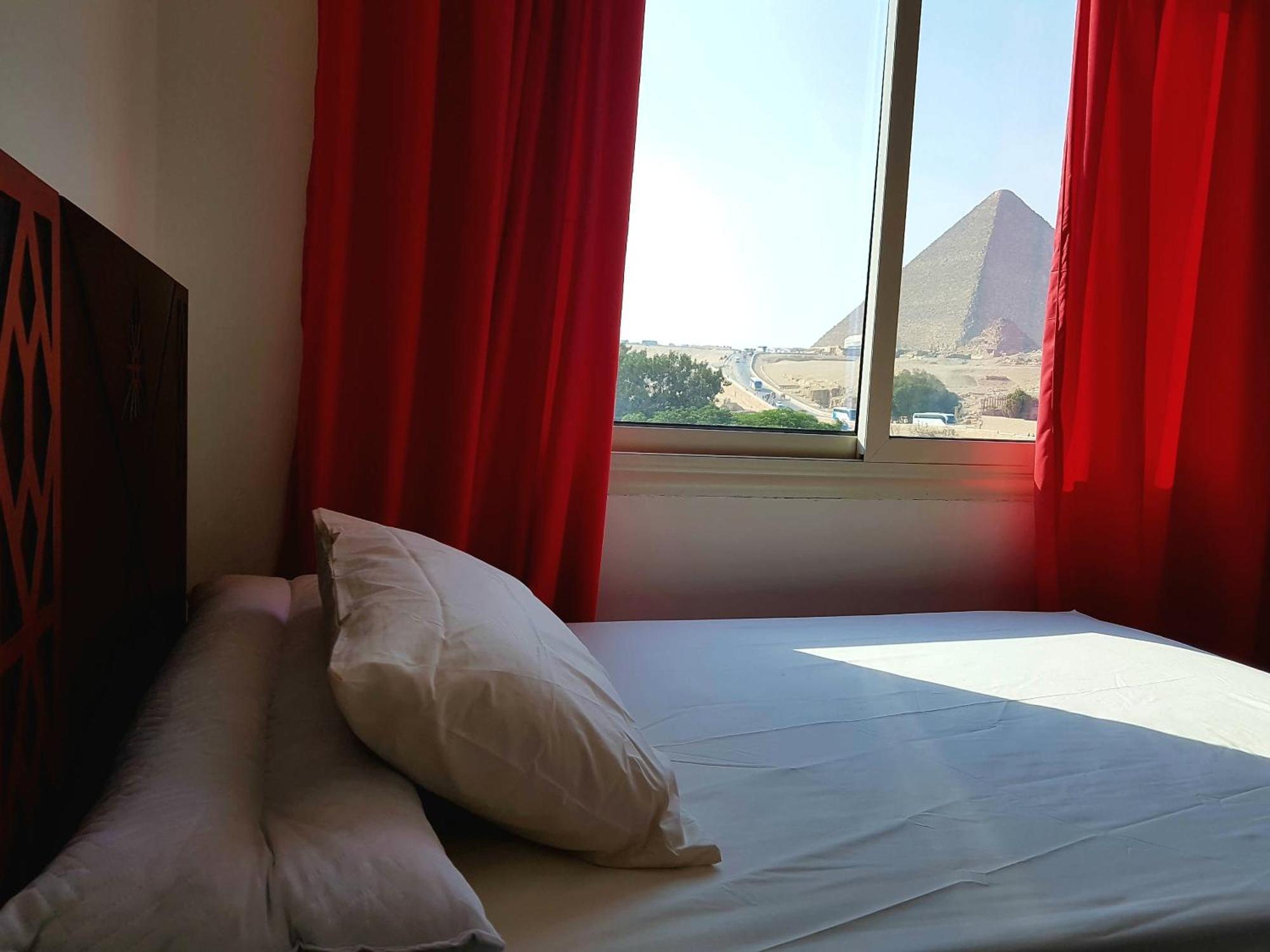 Sahara Pyramids Inn Kafrat al Jabal