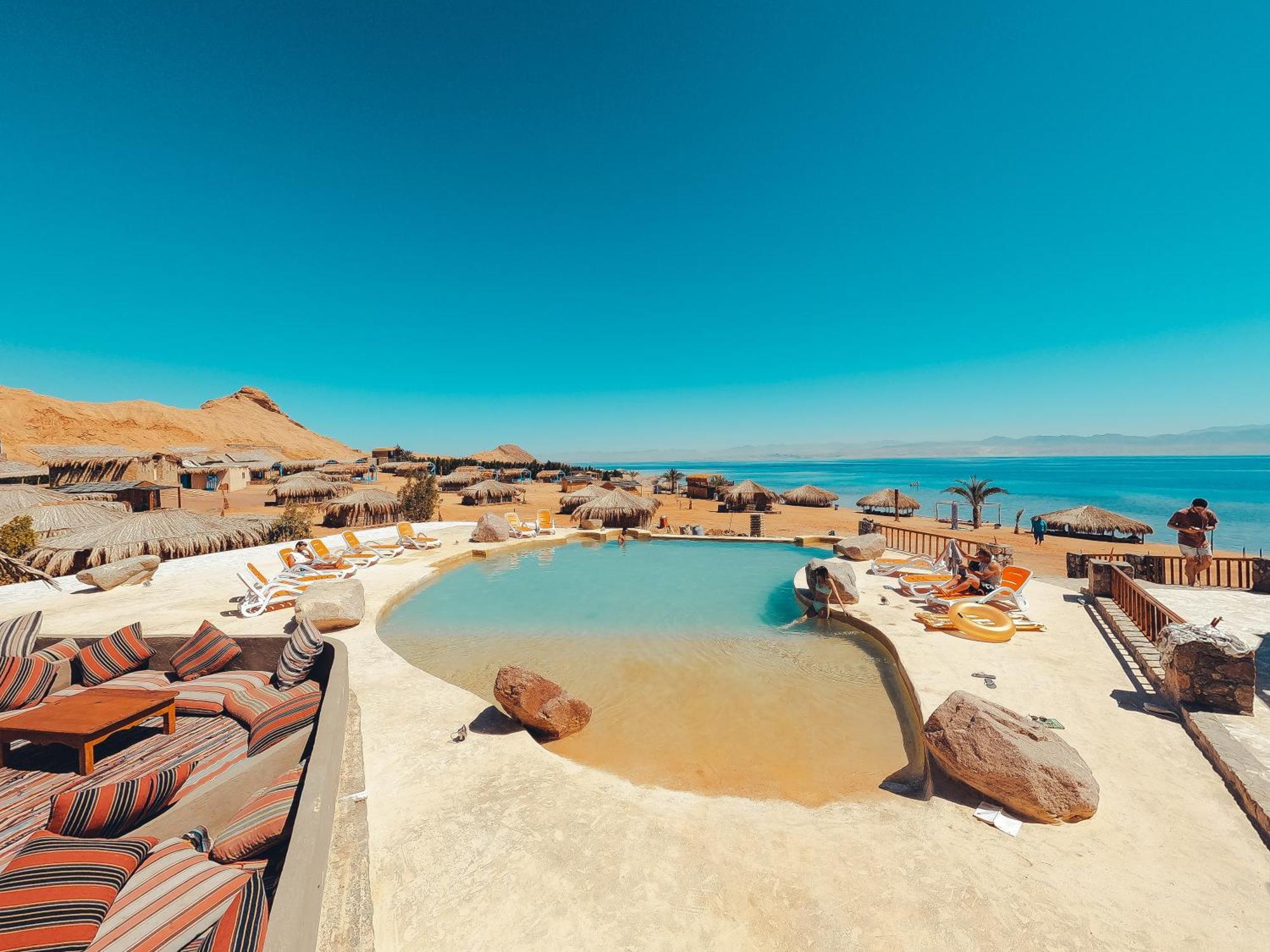 New Moon Island Camp Lodge Nuweiba