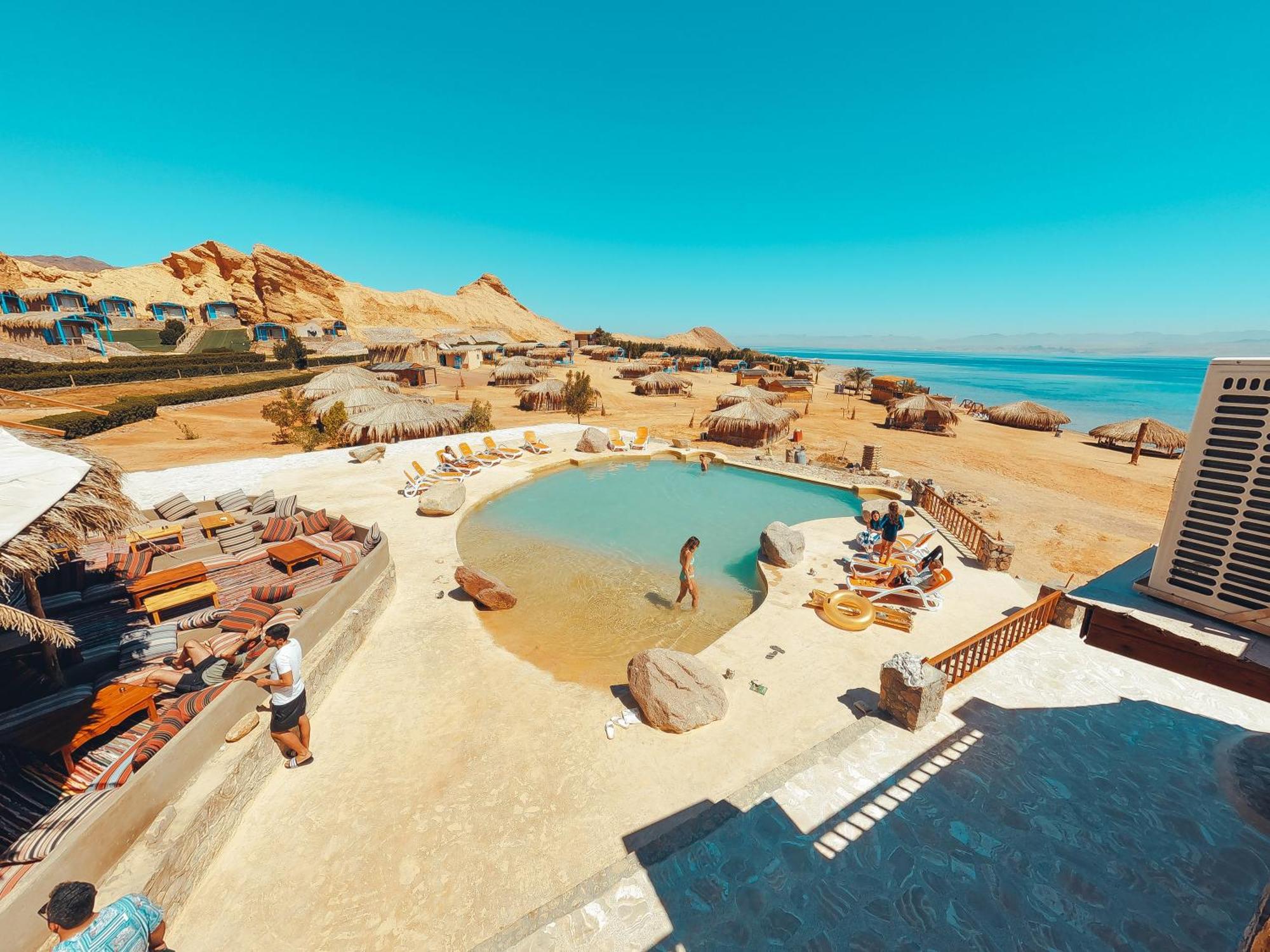 New Moon Island Camp Nuweiba