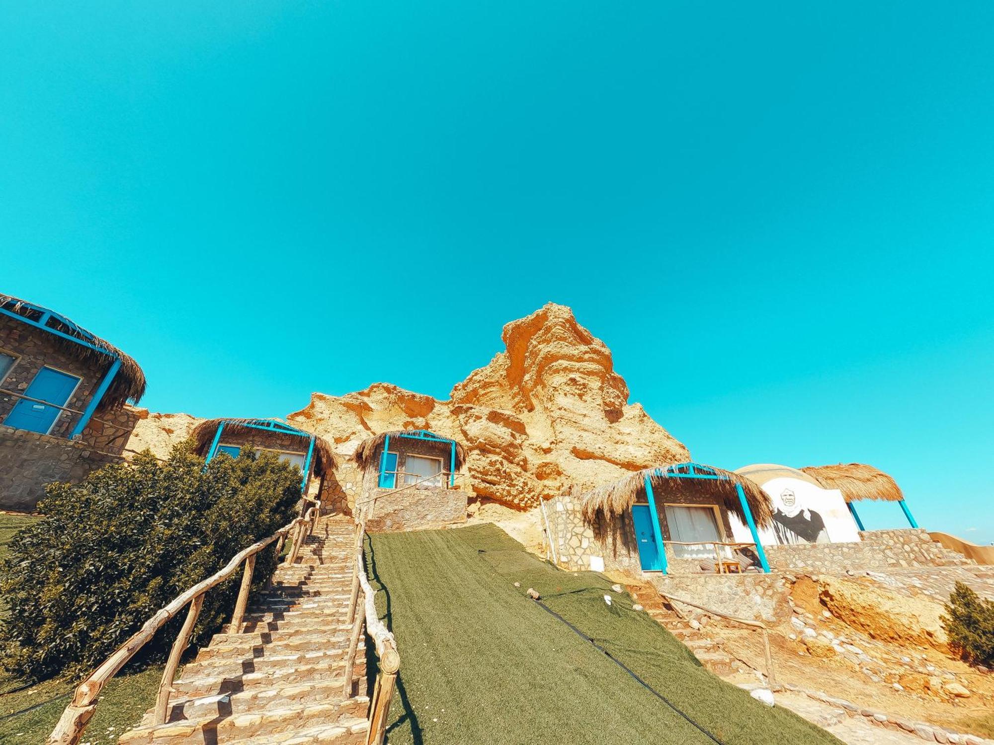 New Moon Island Camp Nuweiba