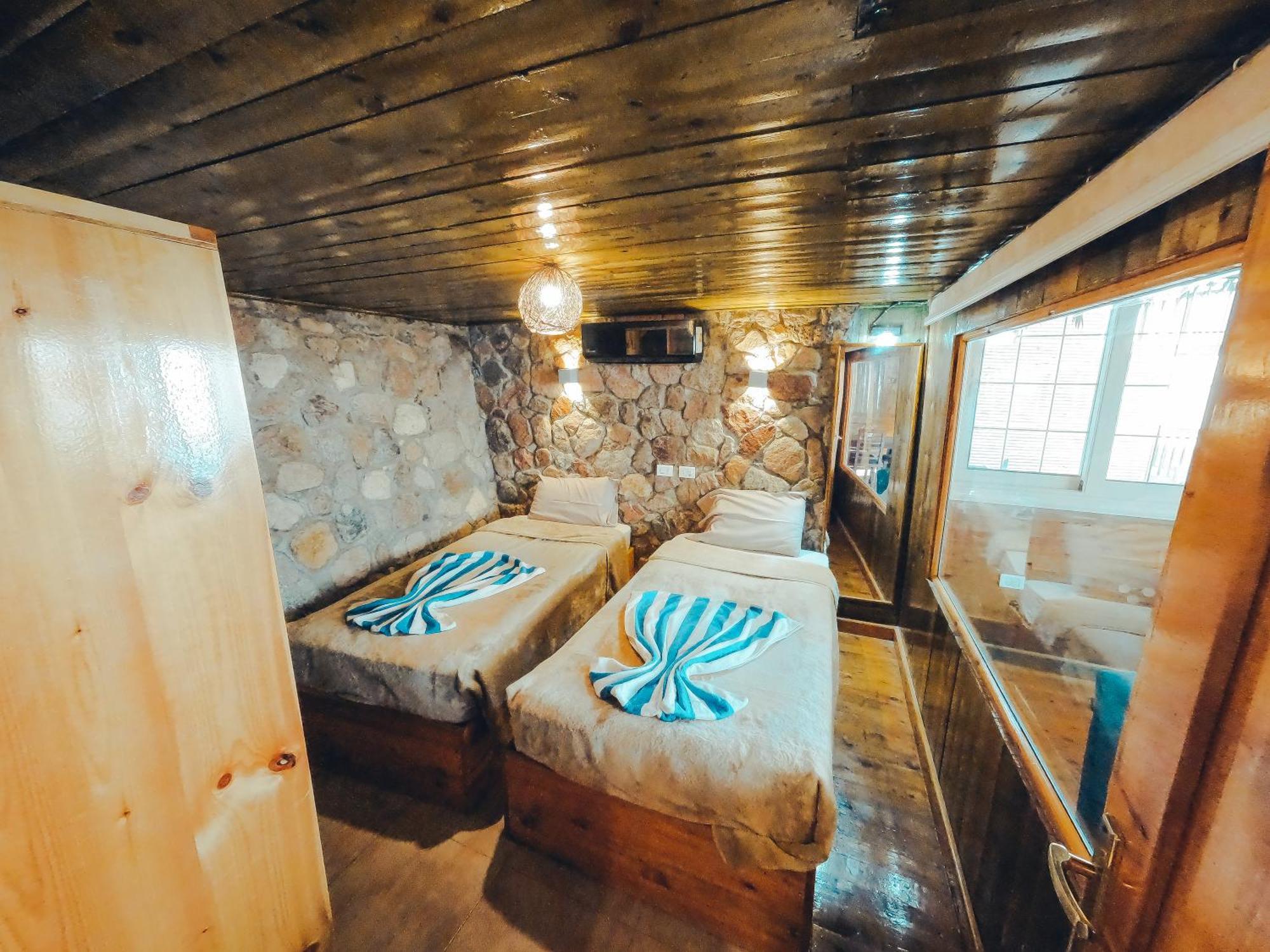 Lodge New Moon Island Camp Nuweiba