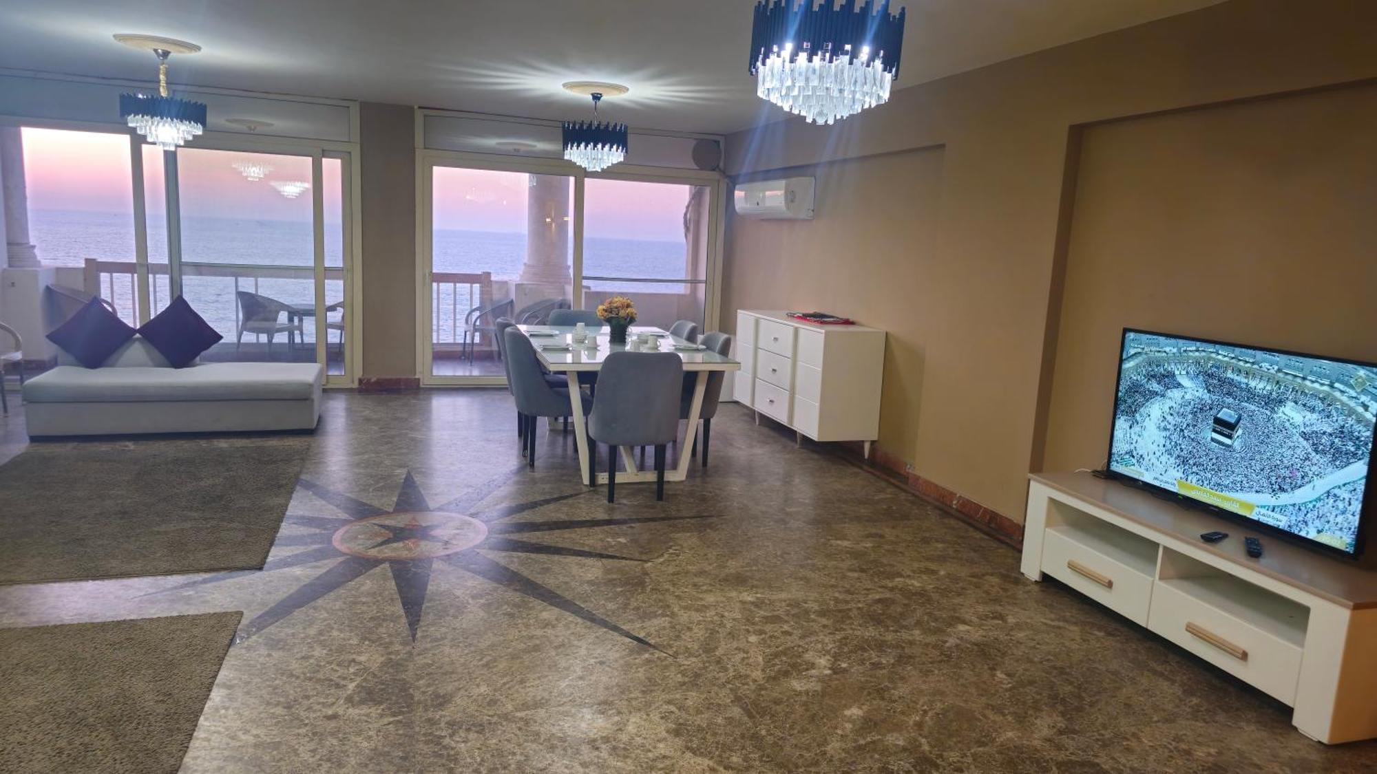 Midpoint Sea View - Families Only Apartament Alexandria