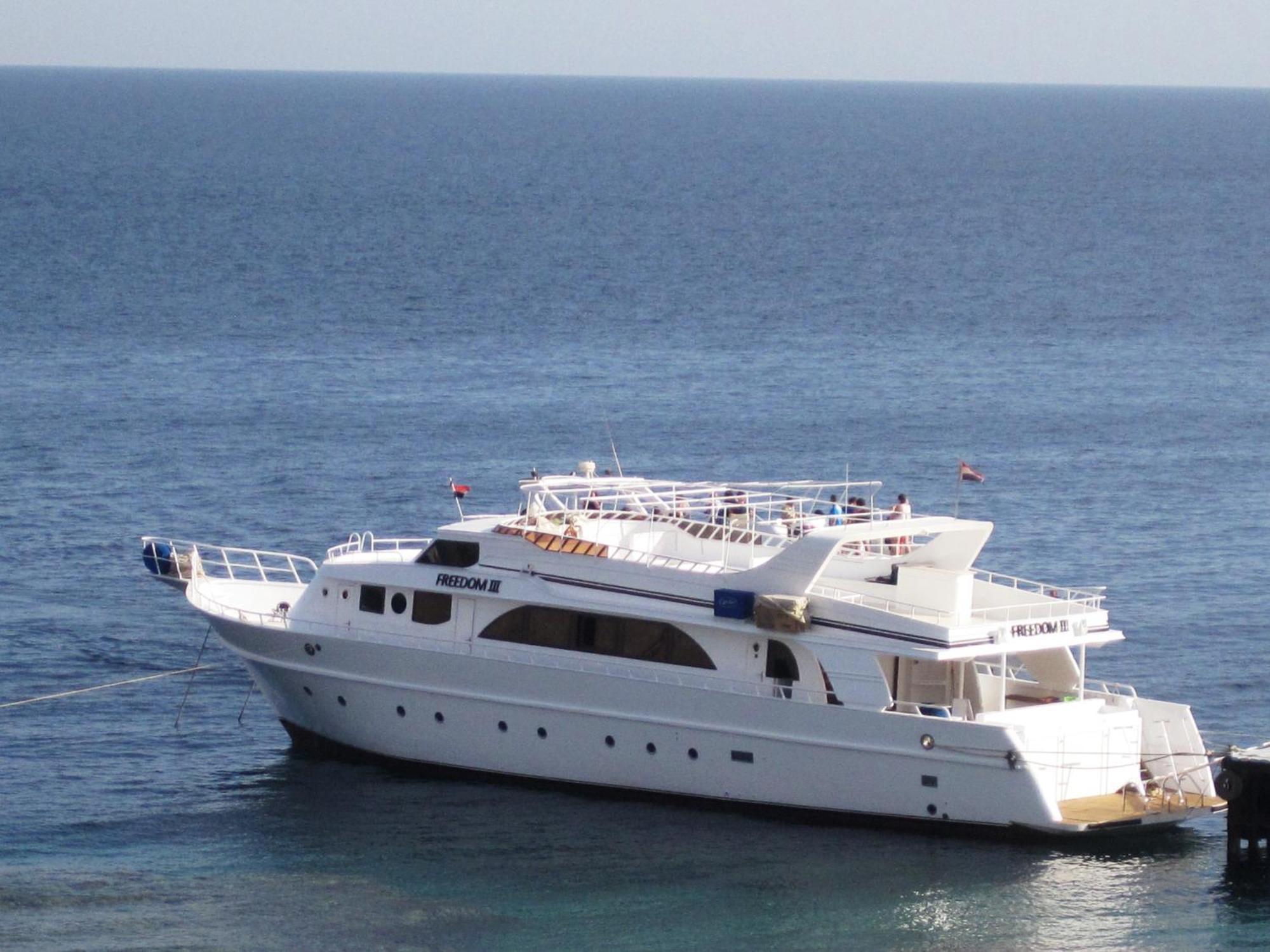 Umbi Sharks Bay Diving Village Sharm el-Sheikh