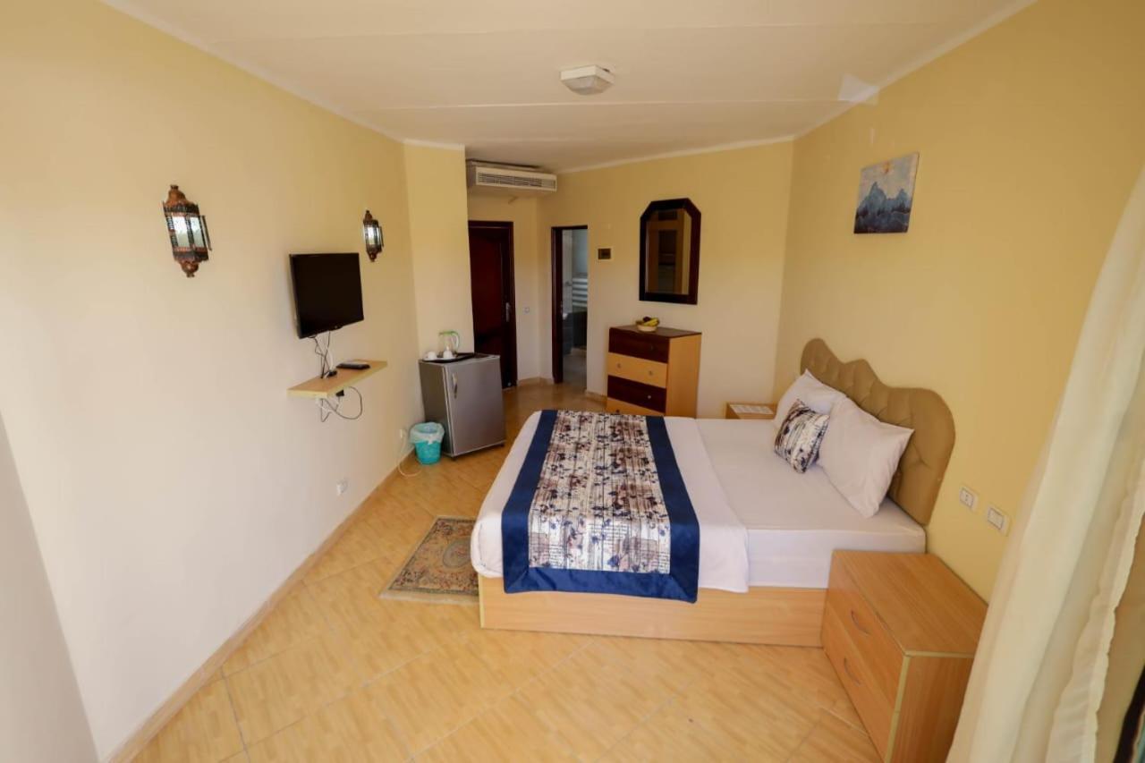 Aparthotel Andalusia Blue *