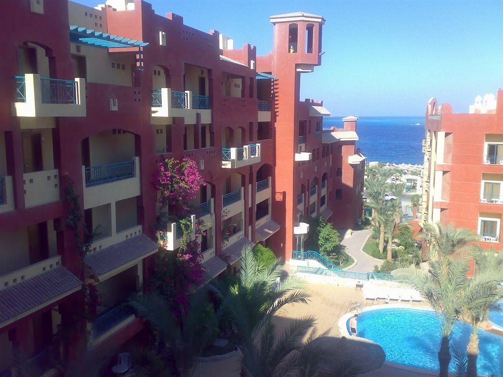 Sun & Sea And Aqua Park -