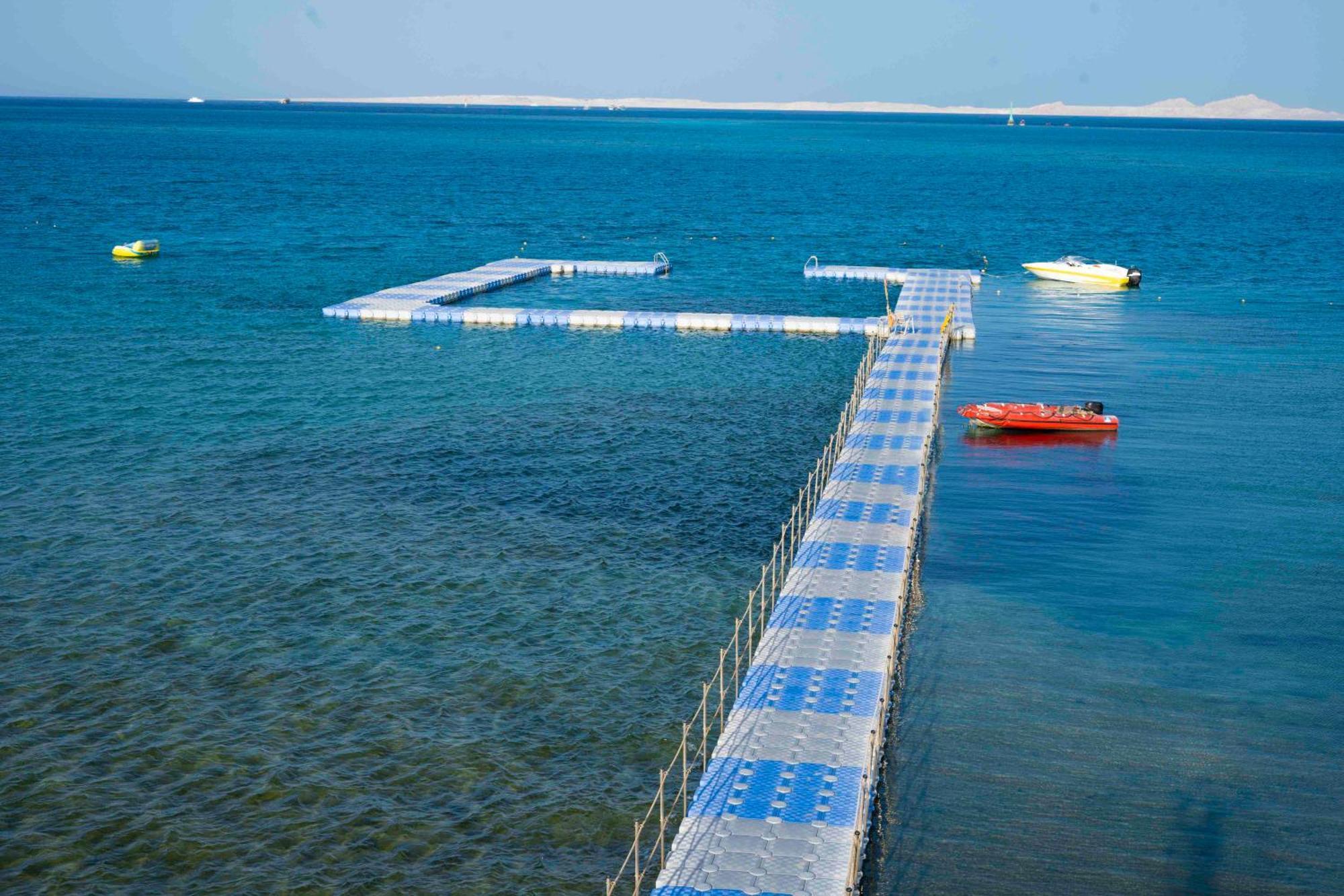Complex Ivy Cyrene Island Aqua Park (adults Only)