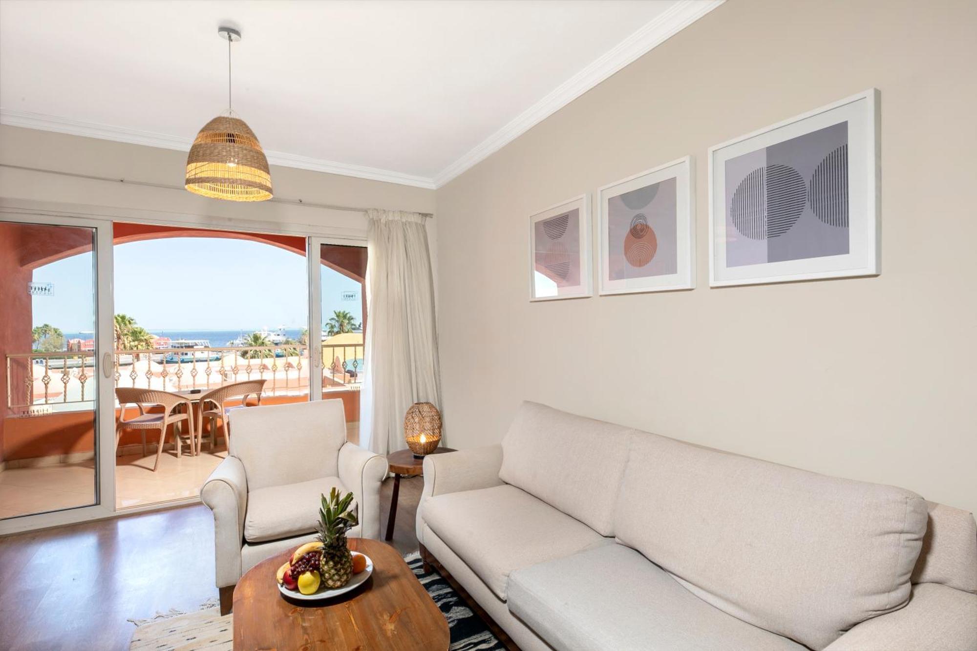 The Bay Marina Hotel