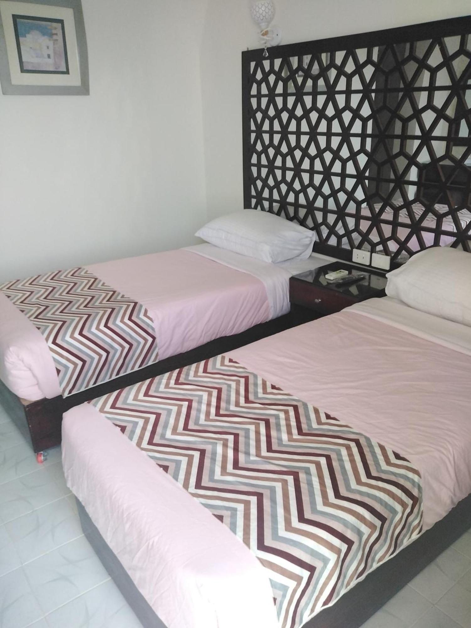 Hotel Dolphin Continental 3*