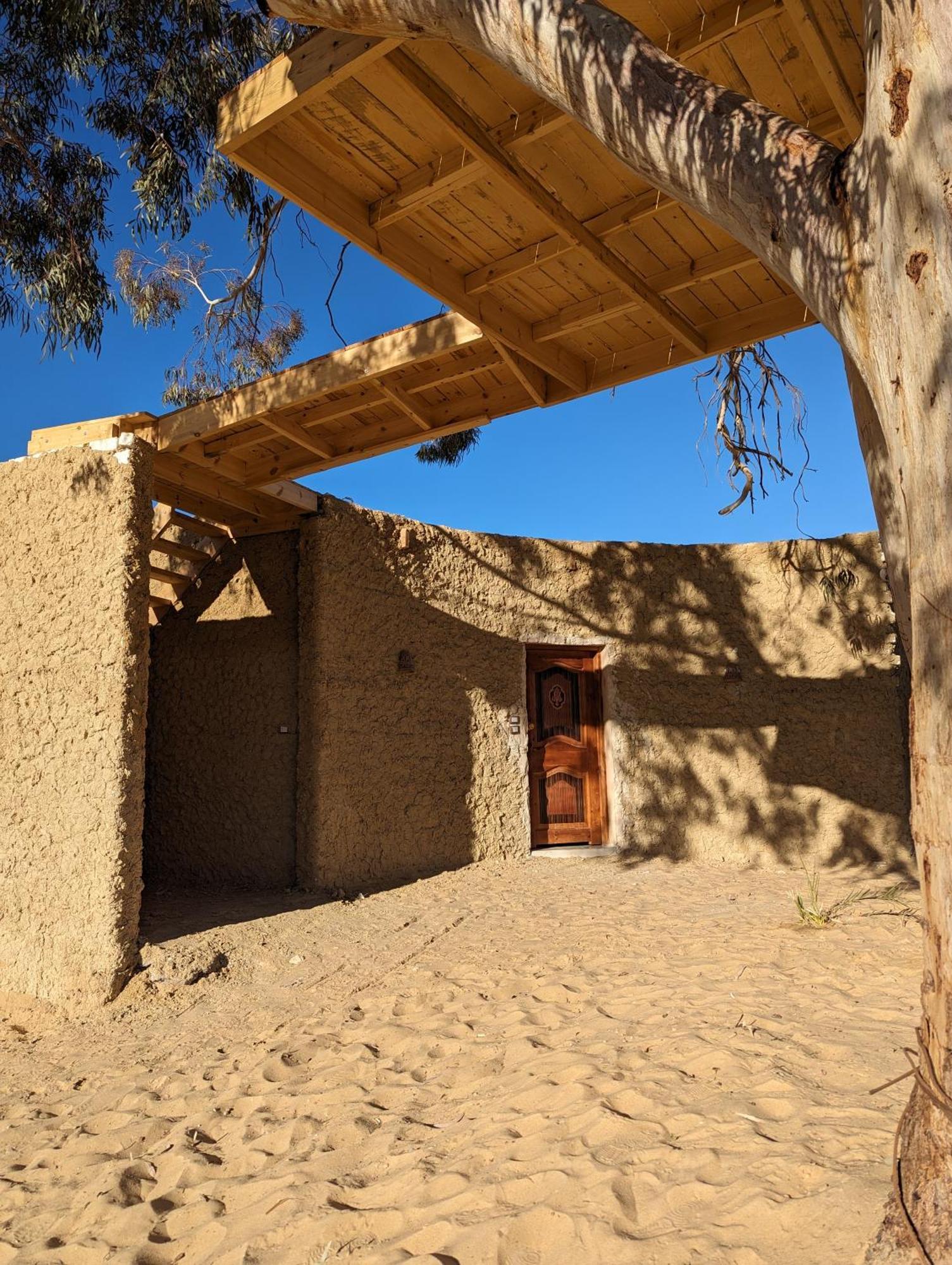 Cafour House Siwa - Hot Spring Camping *