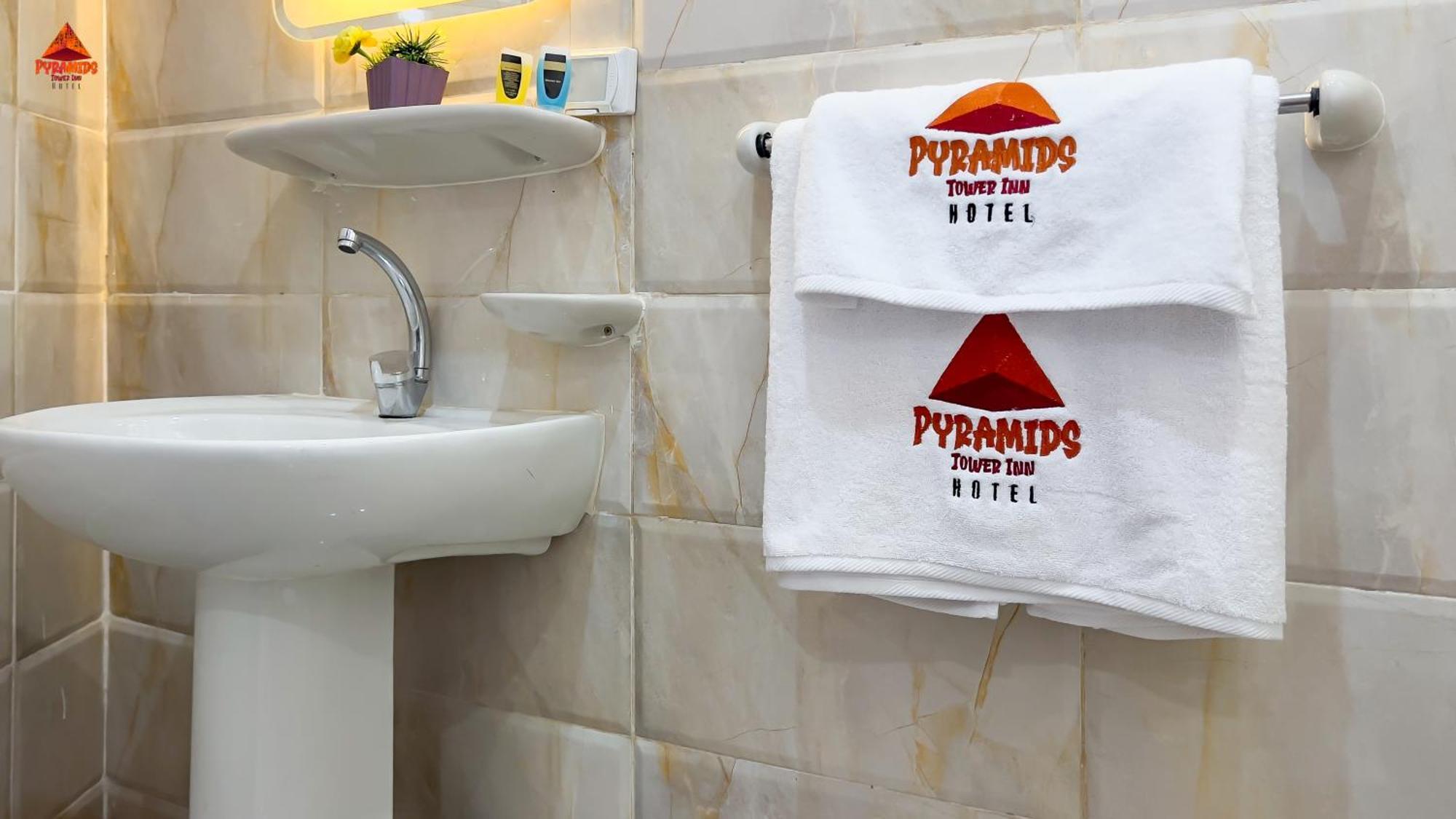 Pyramids Tower View Hotel