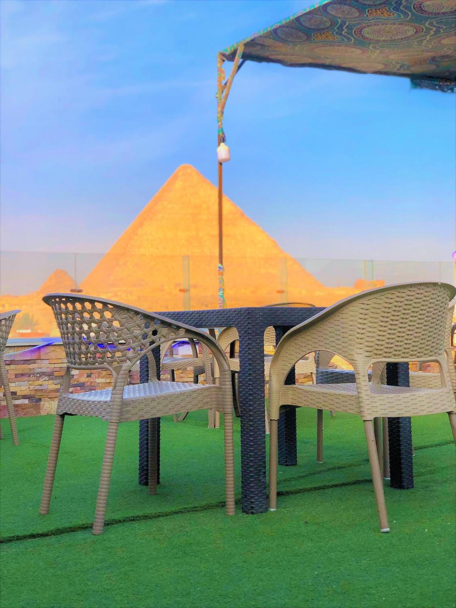 Hotel Dream Pyramids View
