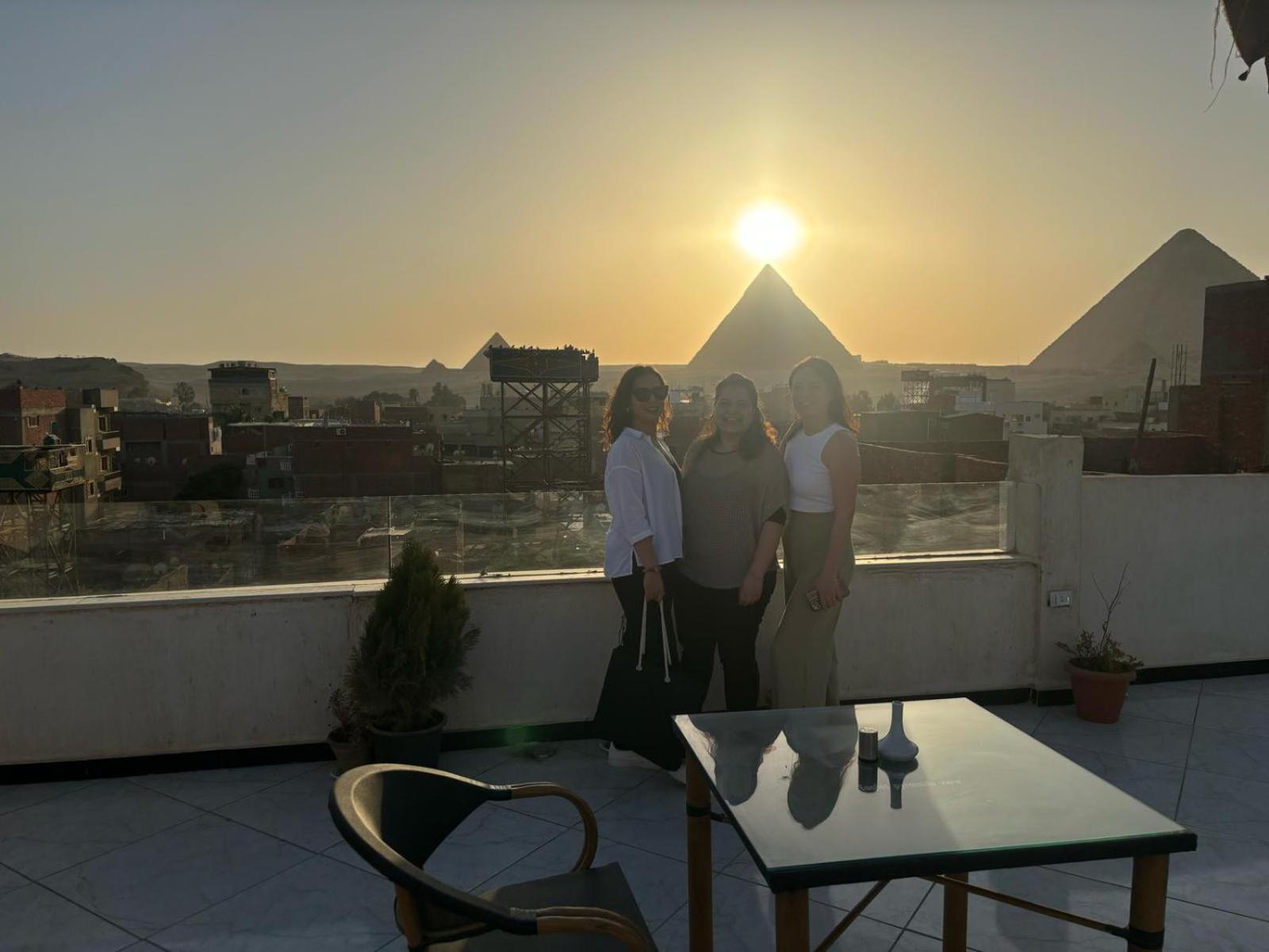 Eagles Pyramids View Kafret el-Gabal