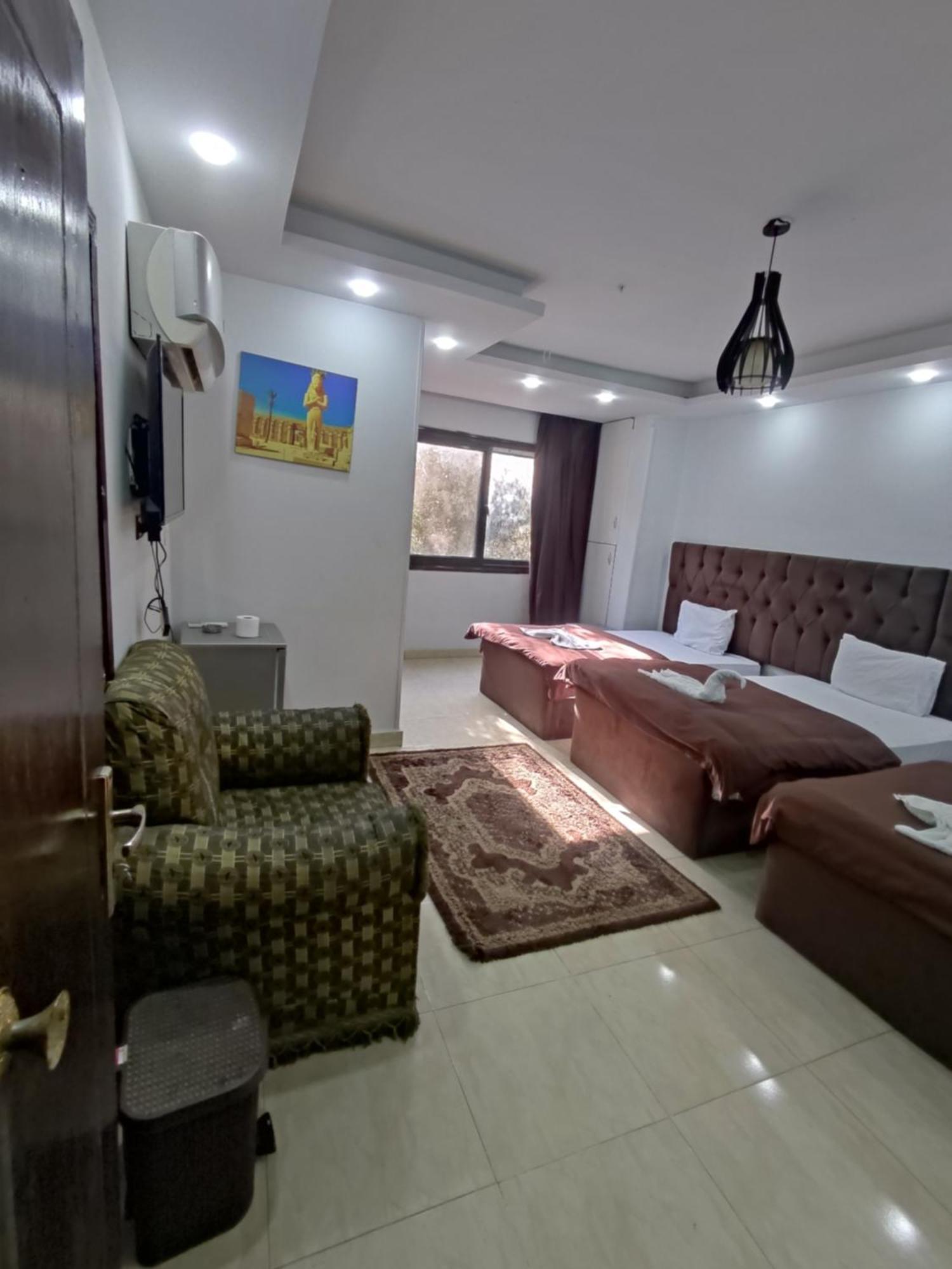 Dream Pyramids View 4*