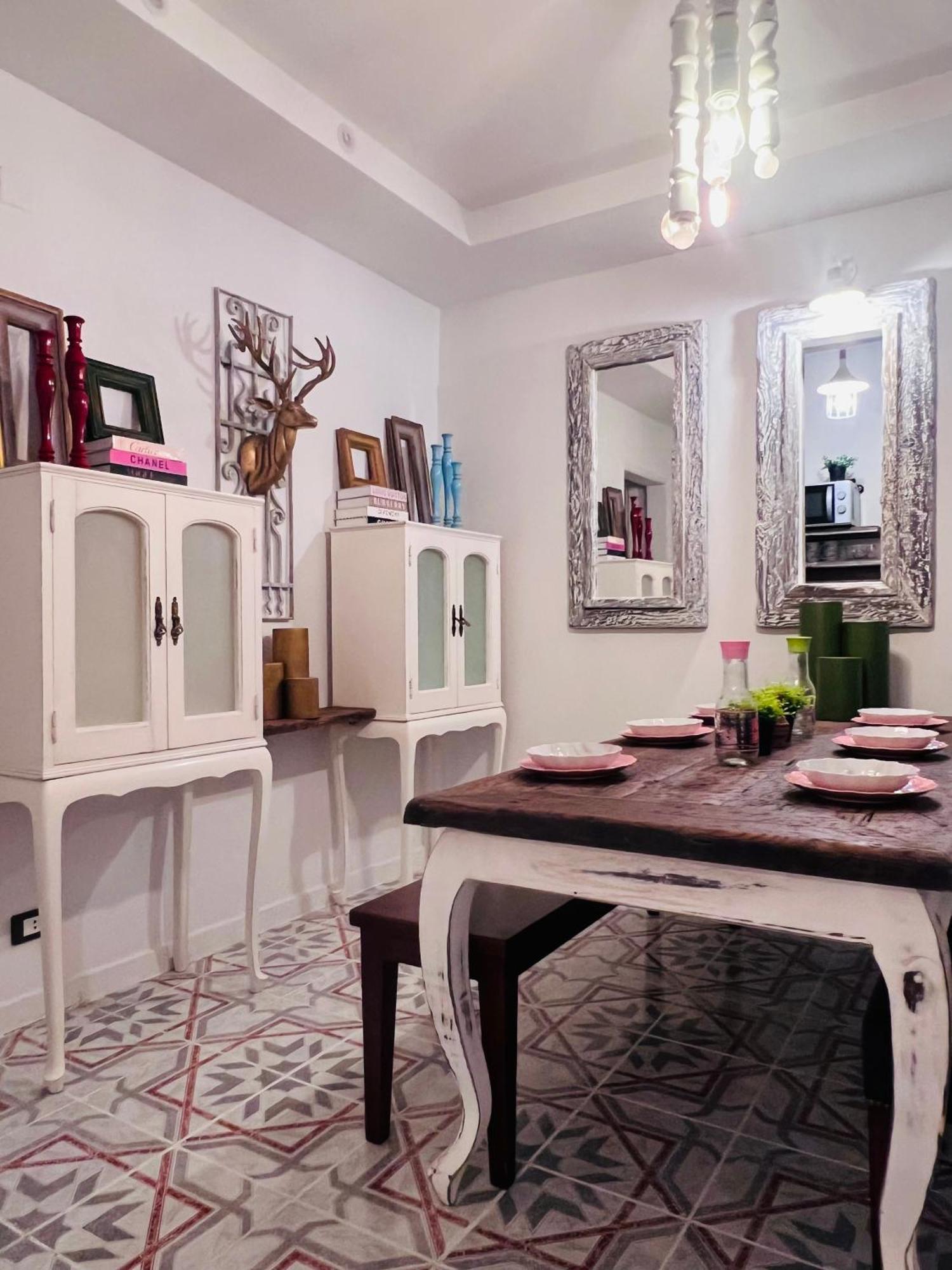 Ma Maison Gleem, *
