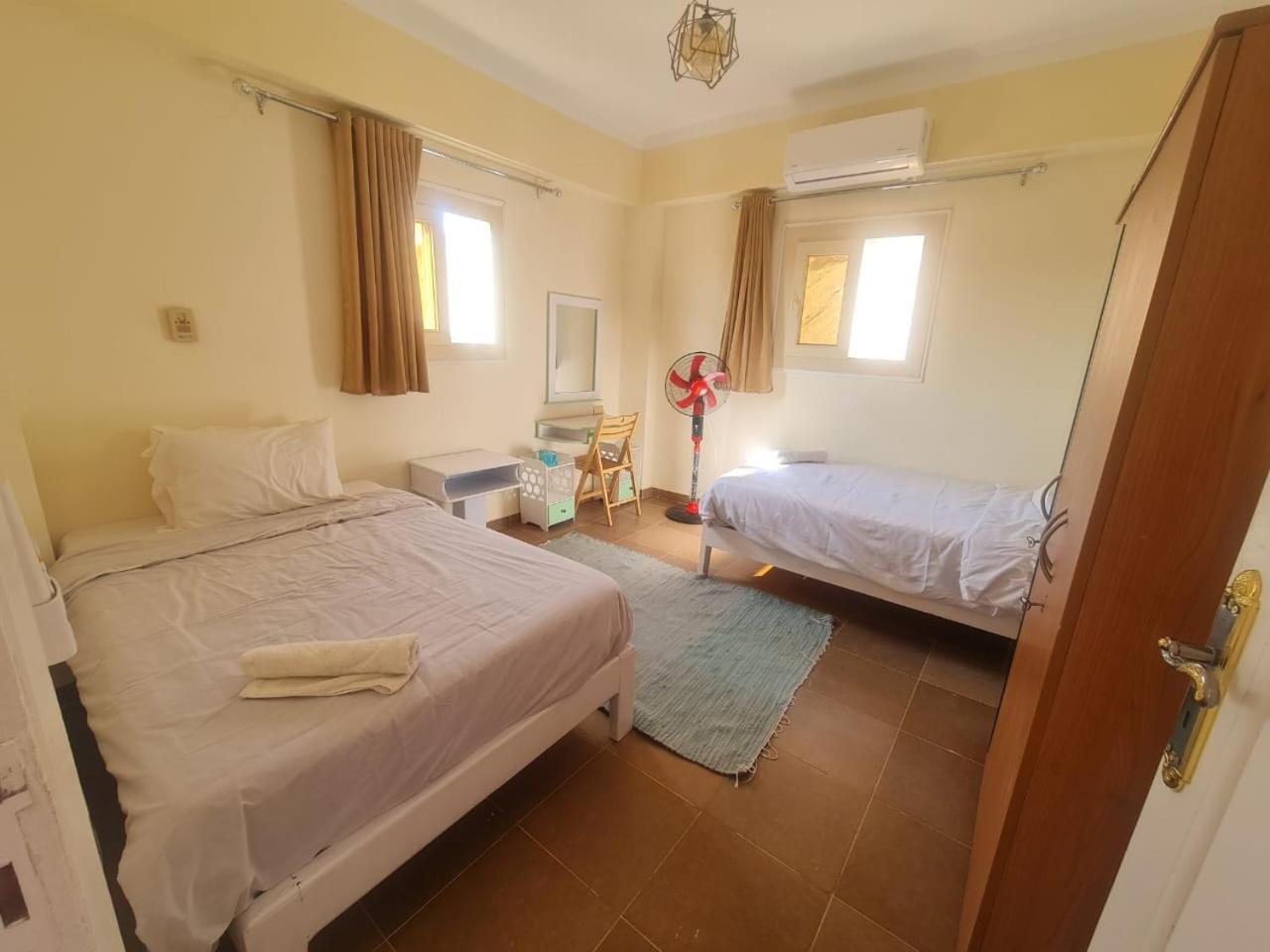 Neptune Hotel *