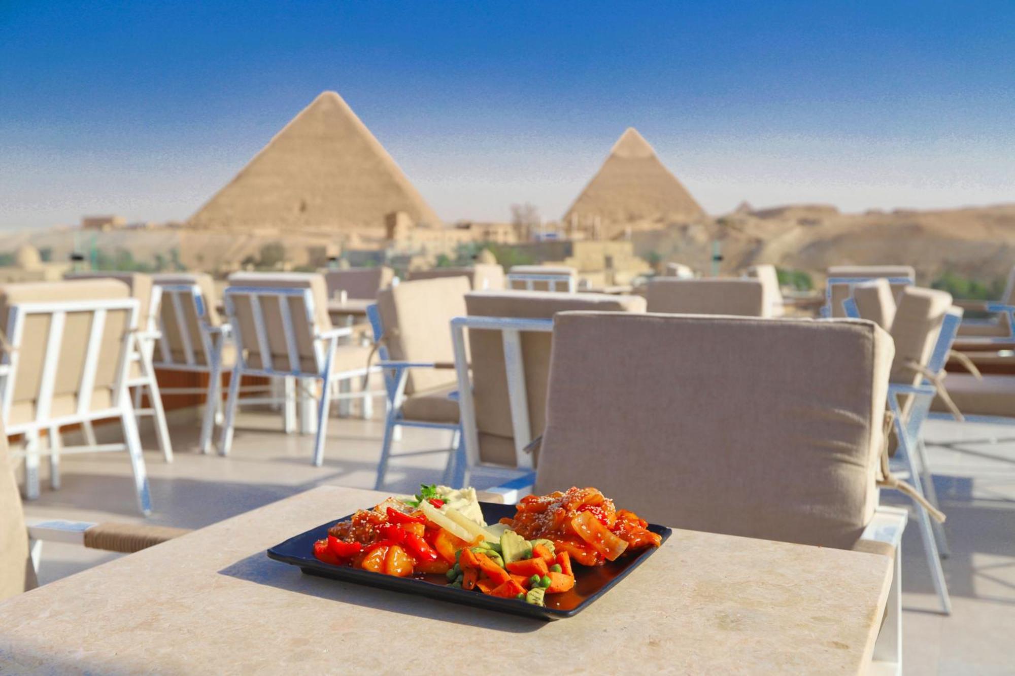 Gaia Pyramids Guest house Kafrat al Jabal