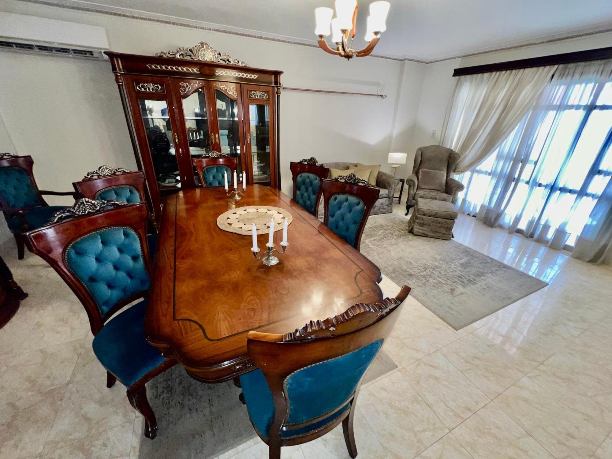 Luxurious 3 Bedroom Rustic Overlooking Huge Garden - For Families And Couples Apartament