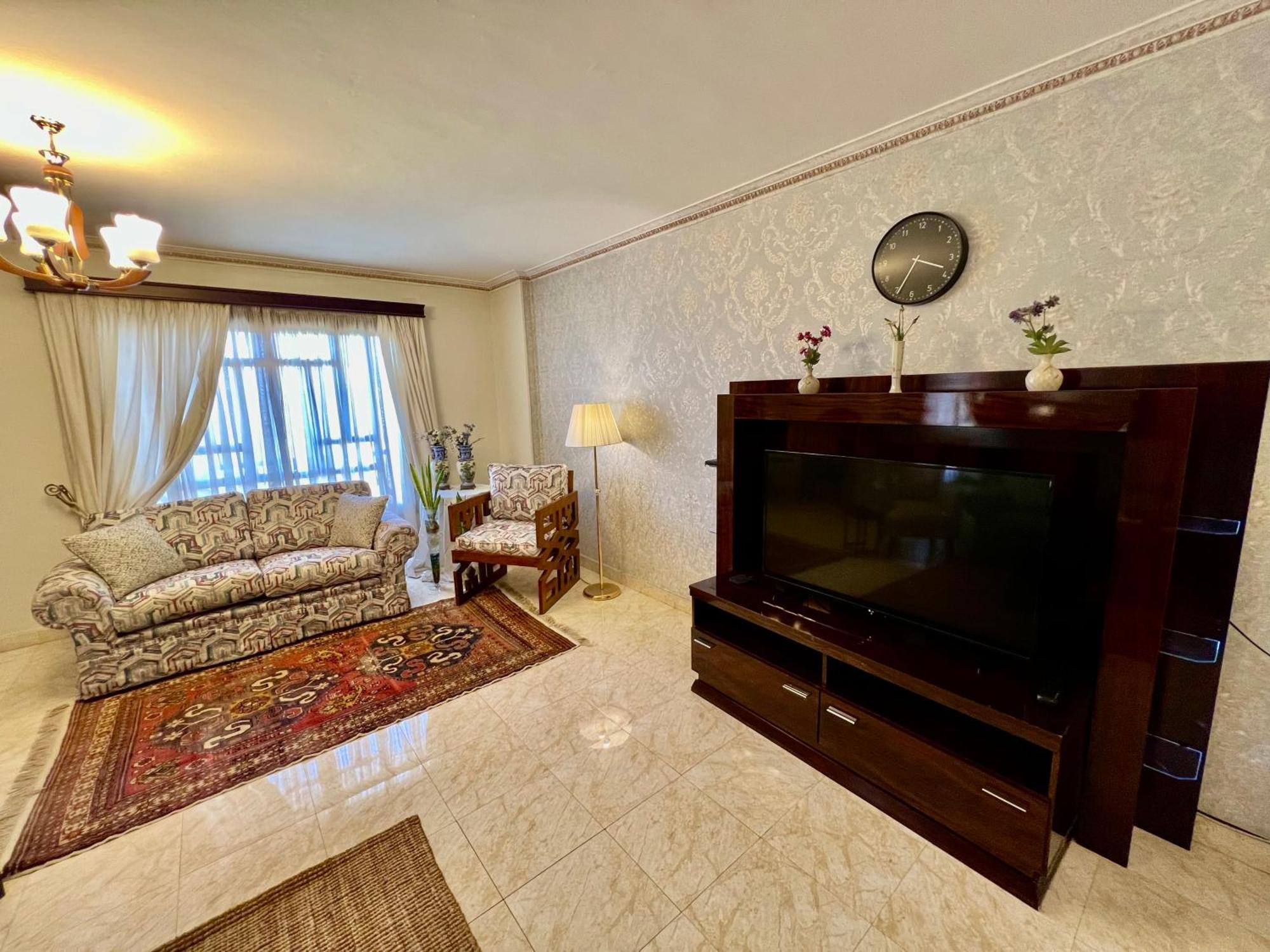 Luxurious 3 Bedroom Rustic Overlooking Huge Garden - For Families And Couples Apartament Cairo