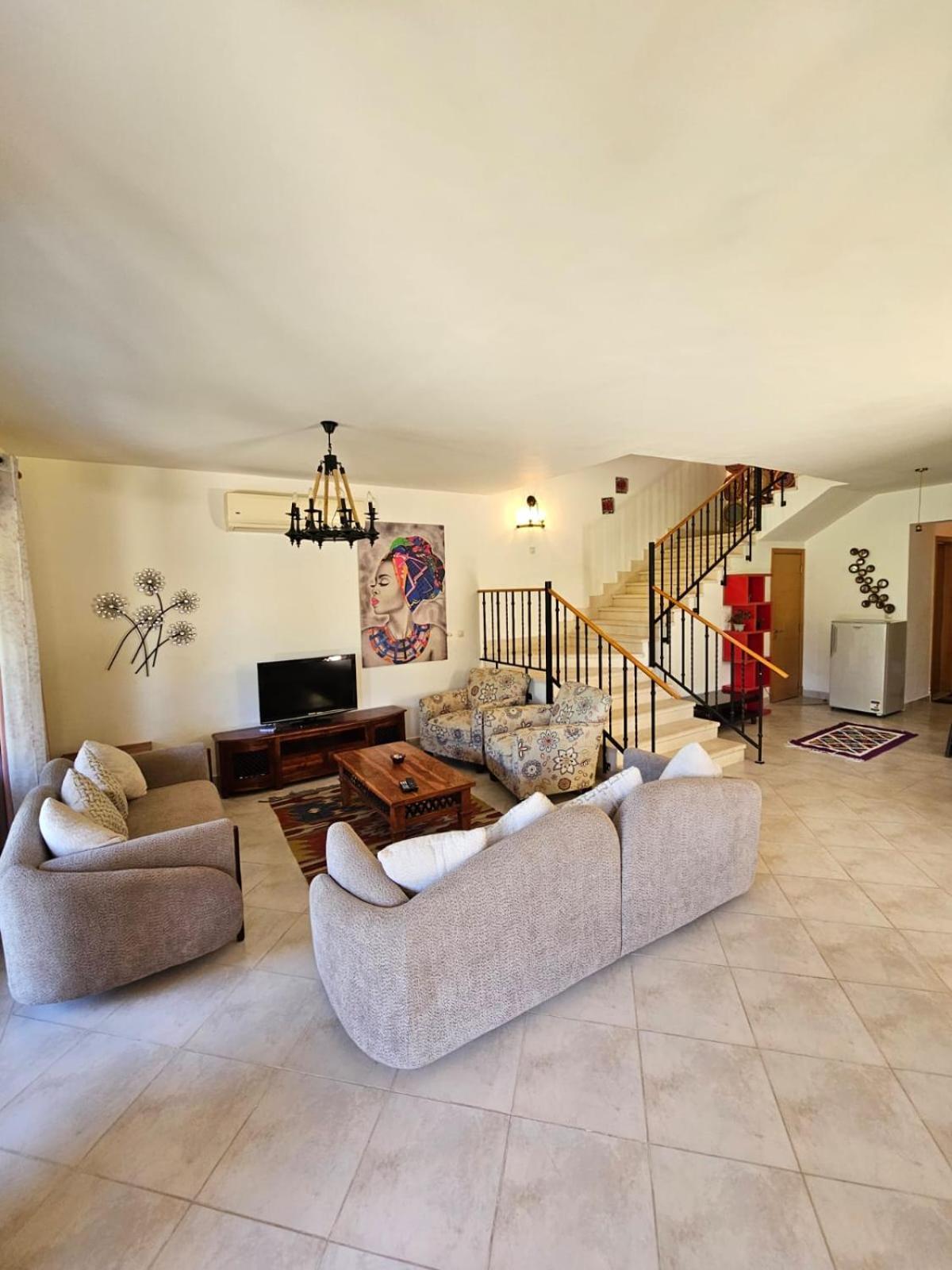 Holiday home Twinhouse For Rent In Marassi *