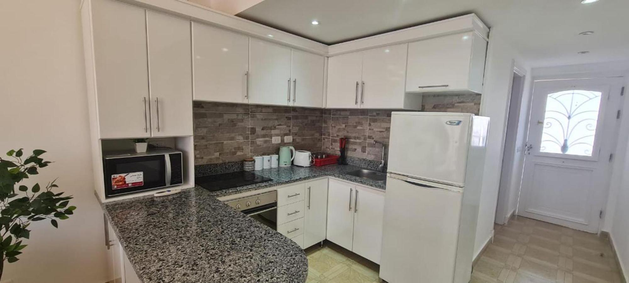 Beautiful In Egyptian Experience Apartment