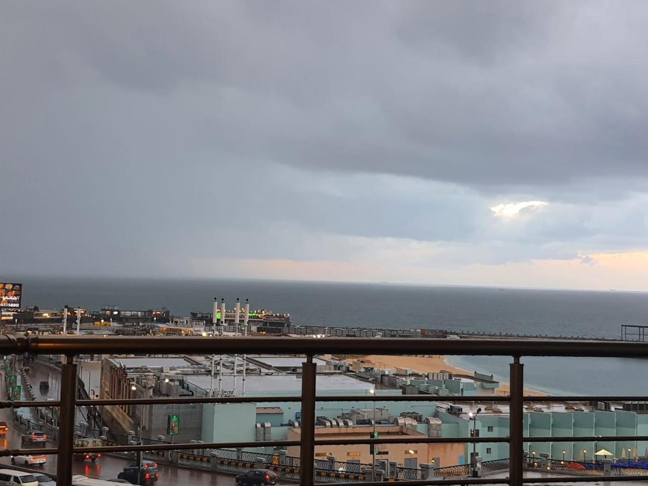 Apartment Square - Brand New Luxury With Stunning Sea View Alexandria