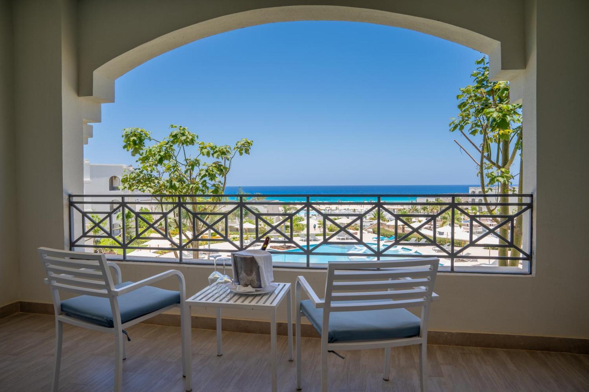 Cleopatra Sidi Heneish Resort