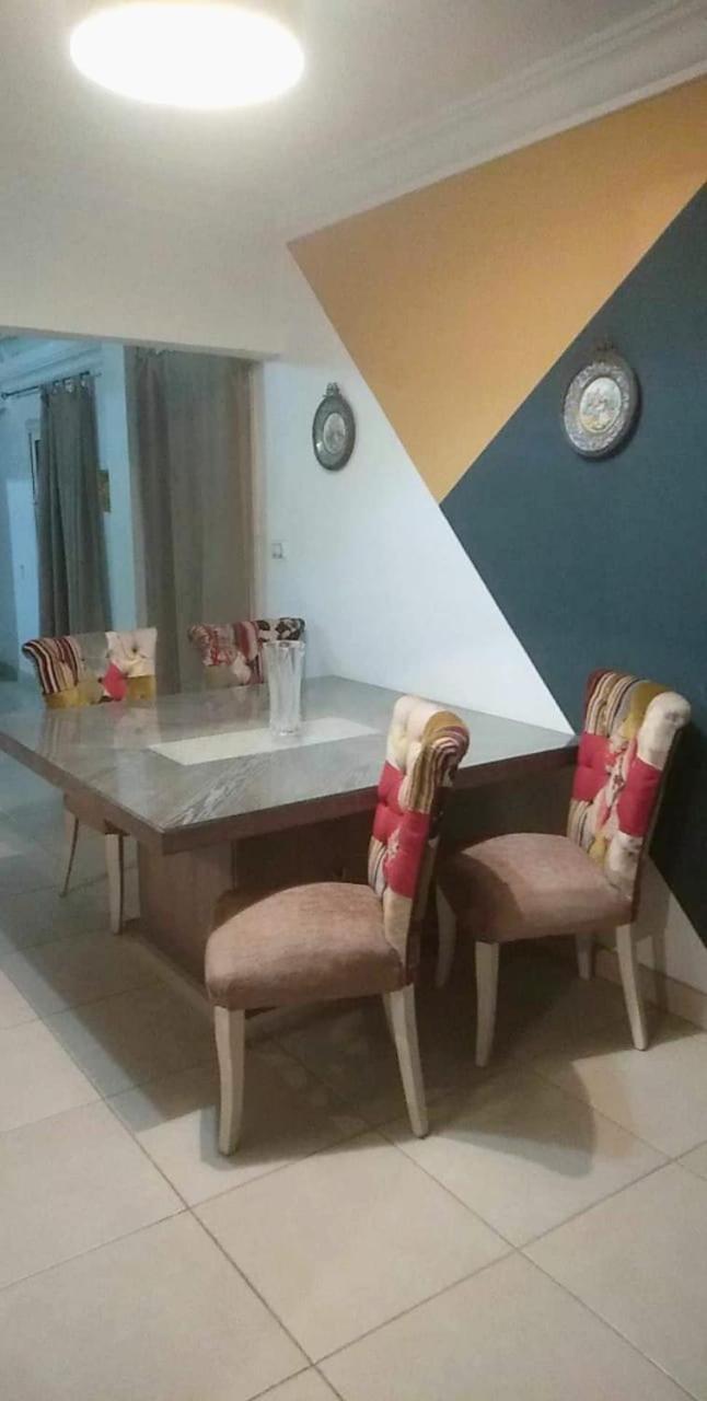 Helmeya With Touristic Views Apartment