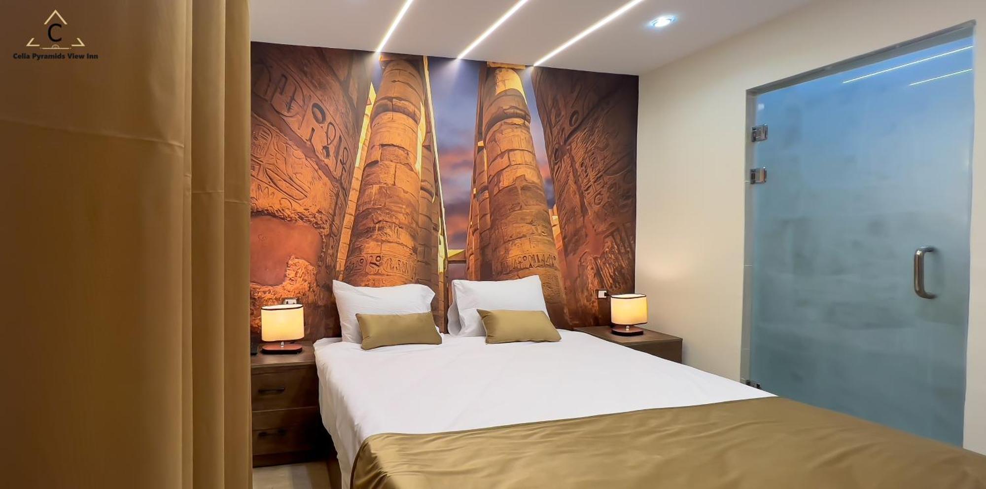 Bed & Breakfast Moon Pyramids