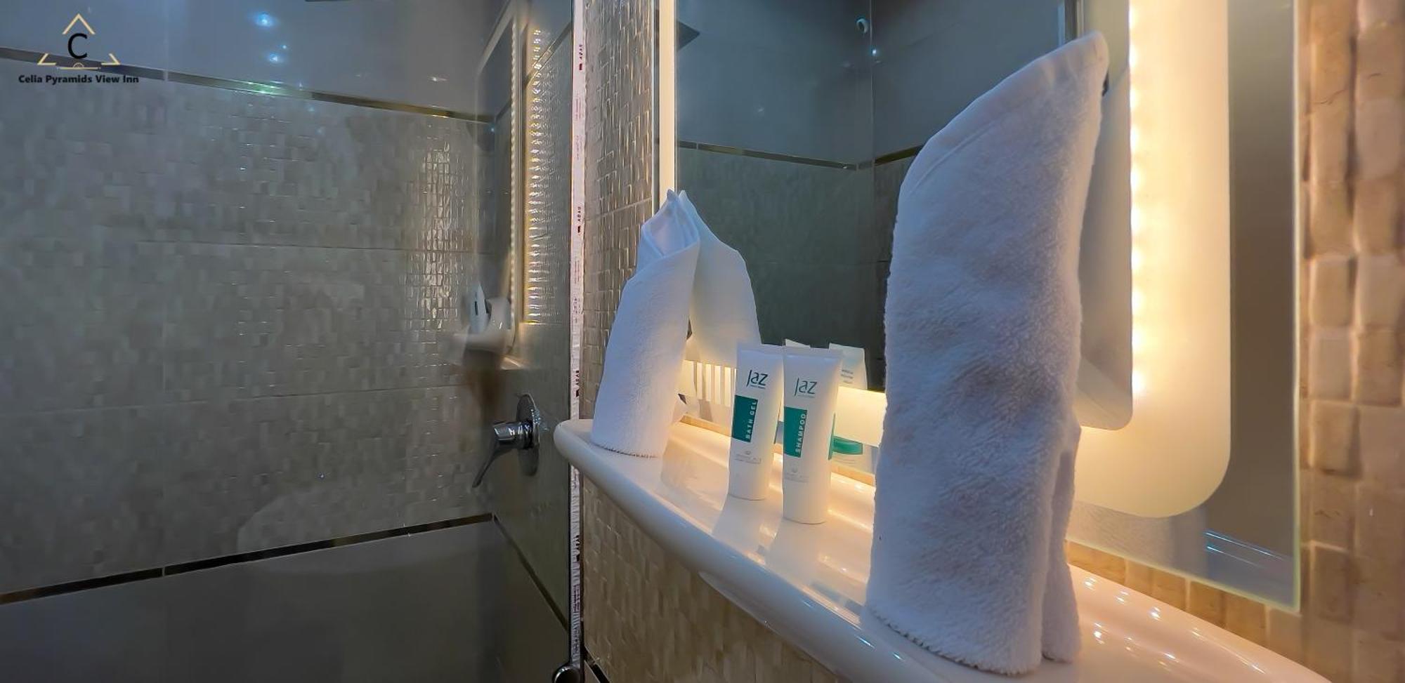 Moon Pyramids Bed & Breakfast Nazlet el-Sisi