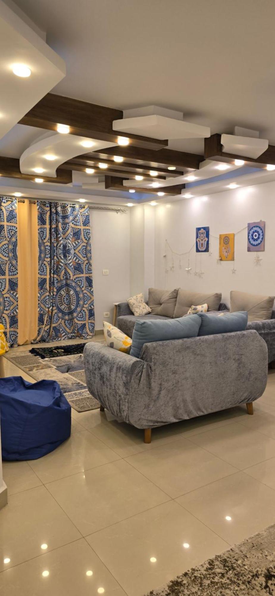 Apartament Your *