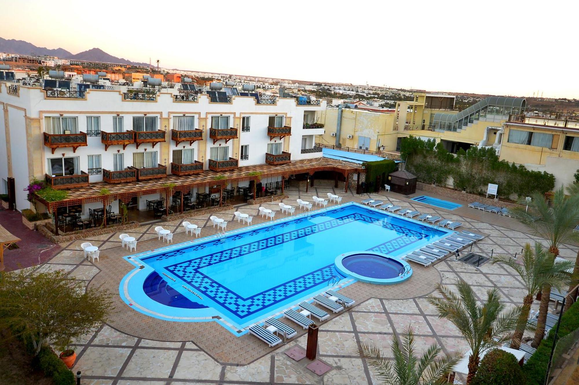 Falcon Naama Star 3*