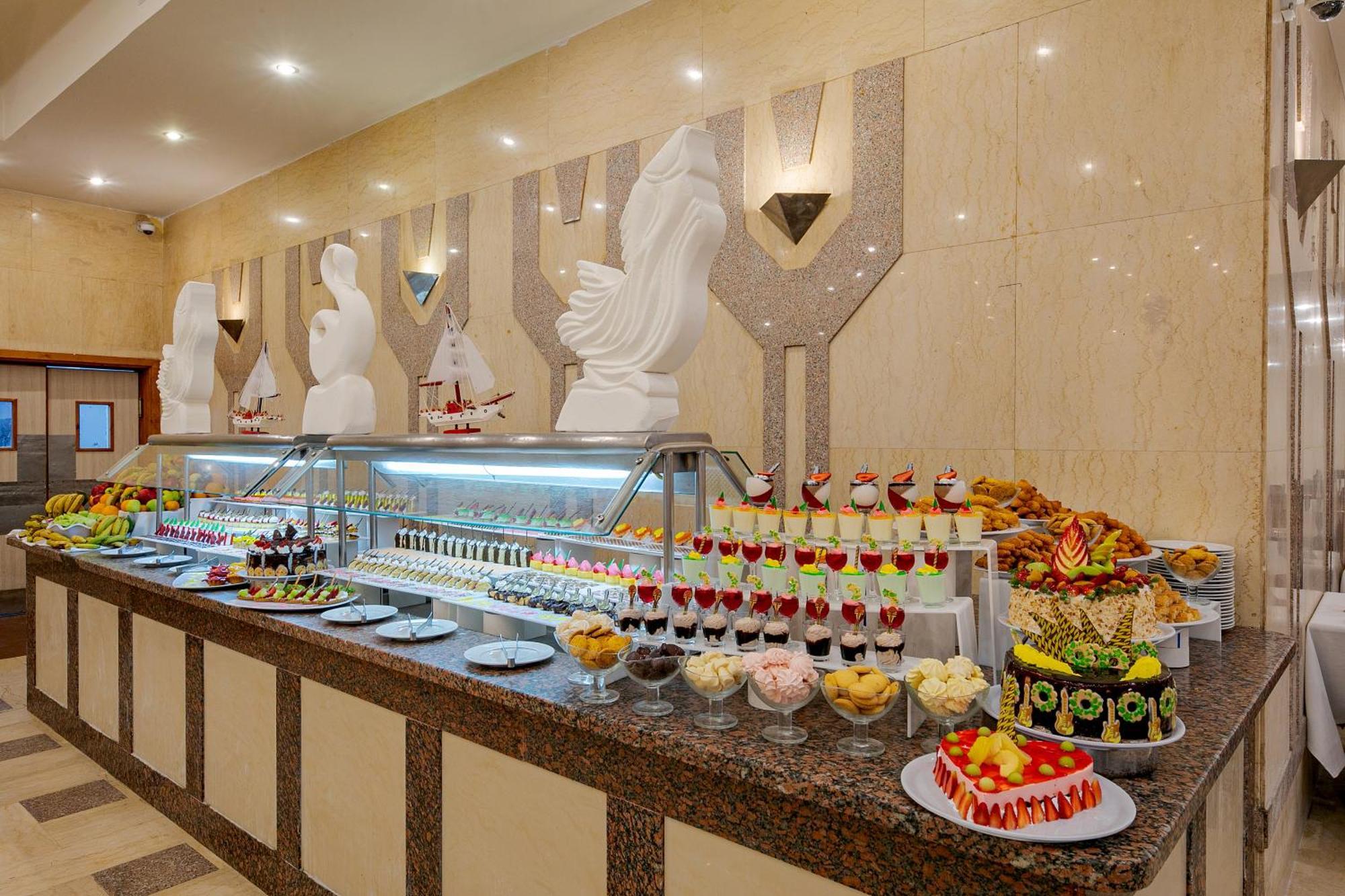 Resort Marlin Azur