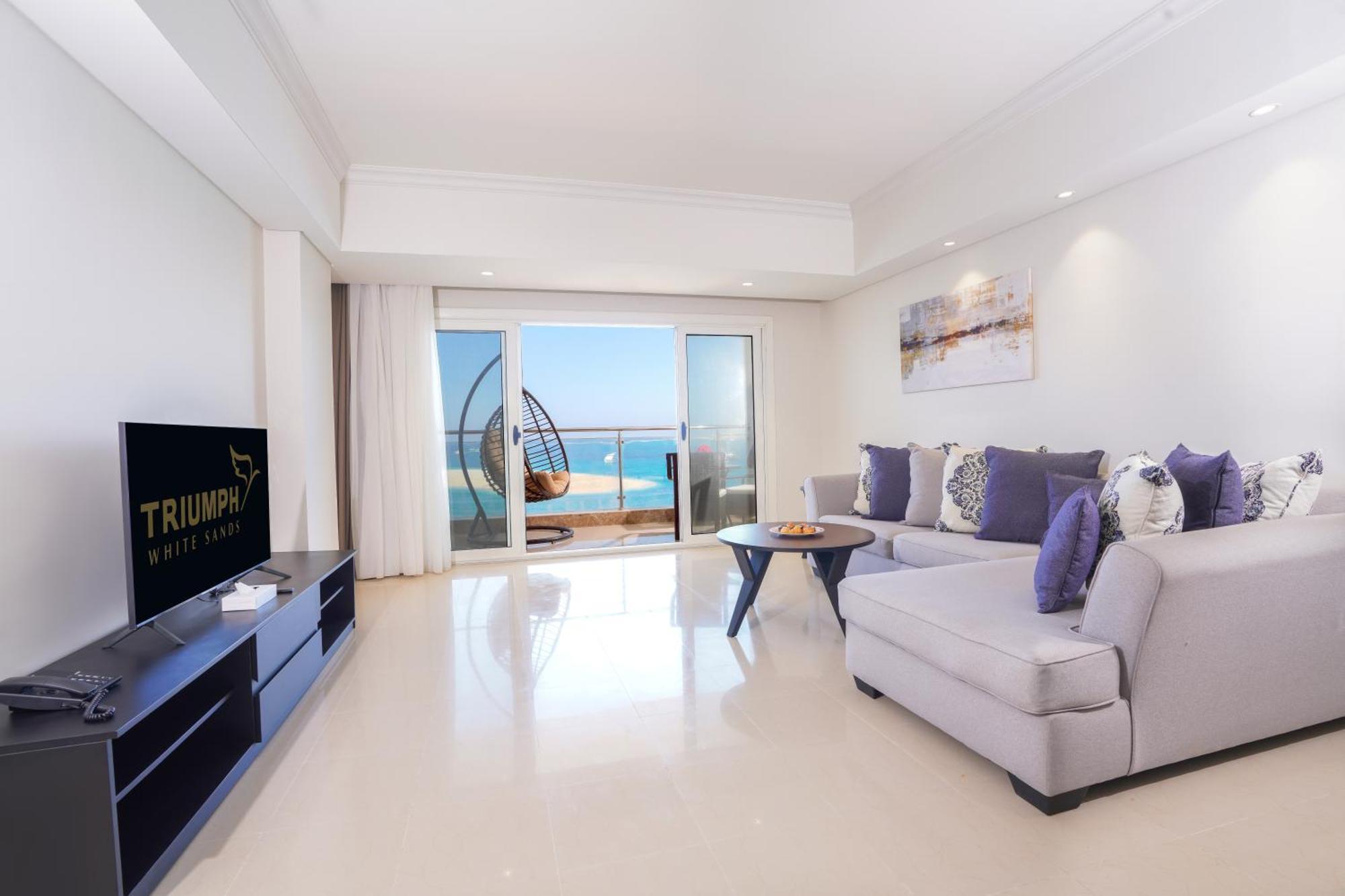 Triumph White Sands Hotel 4*