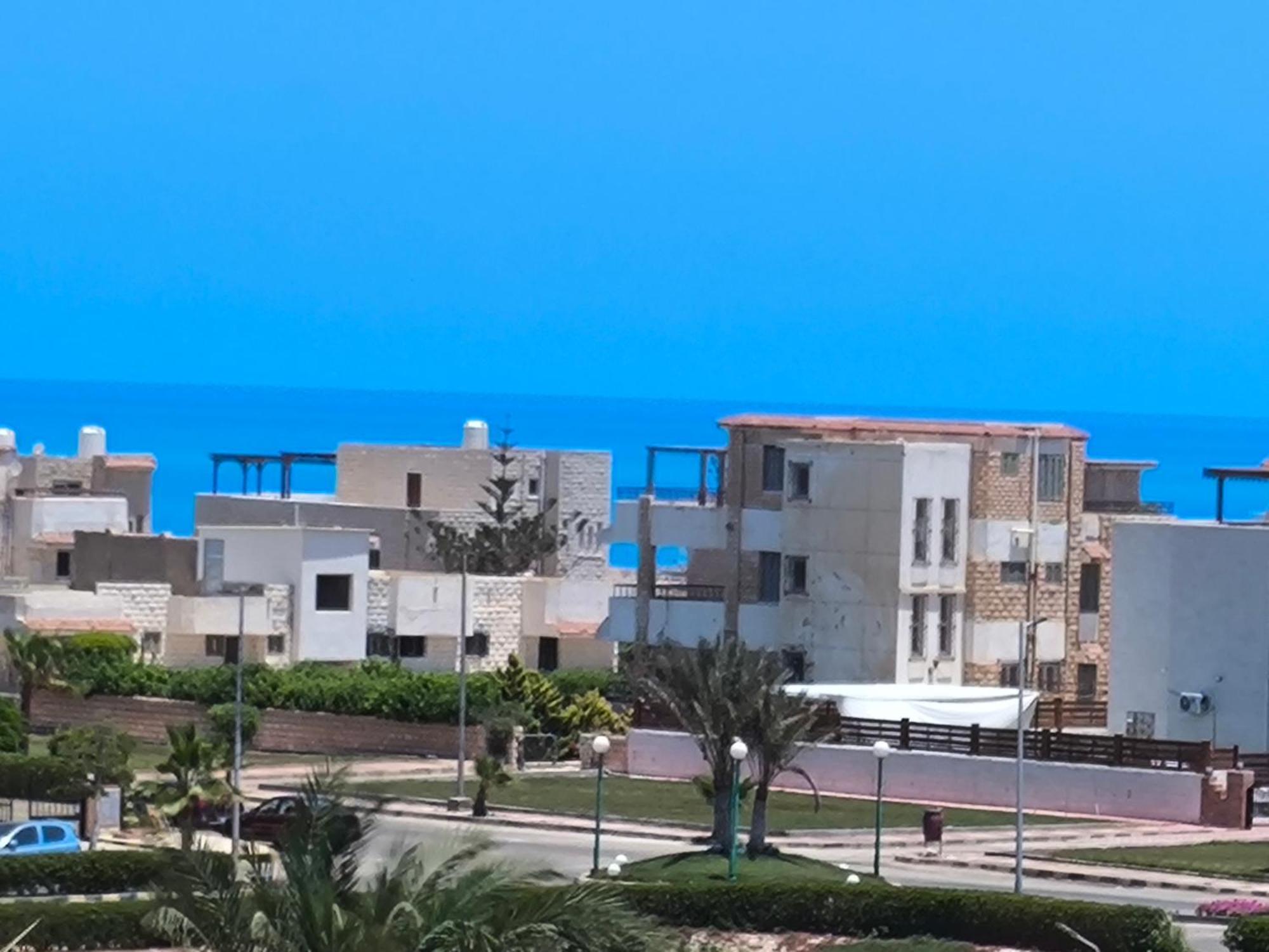 Green Beach Apartment