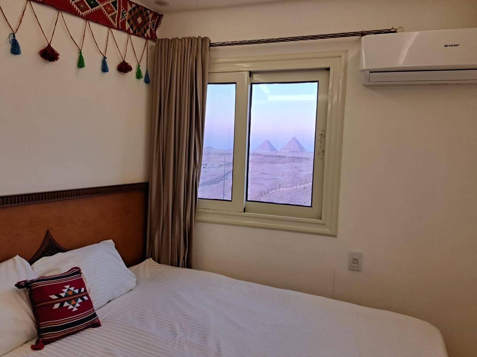 Atlantis Pyramids Guest house 2*
