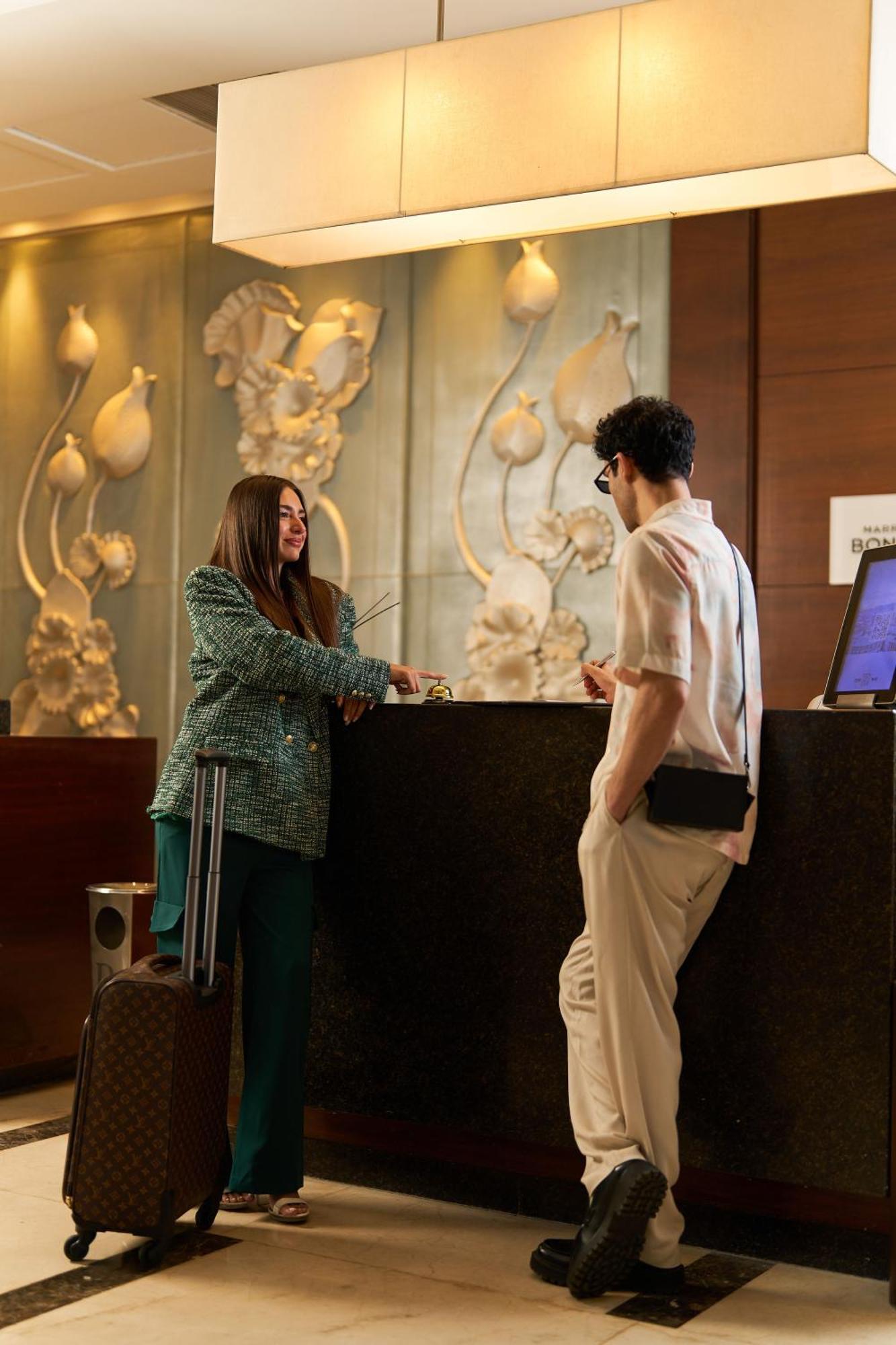 Renaissance Mirage City Otel 5*