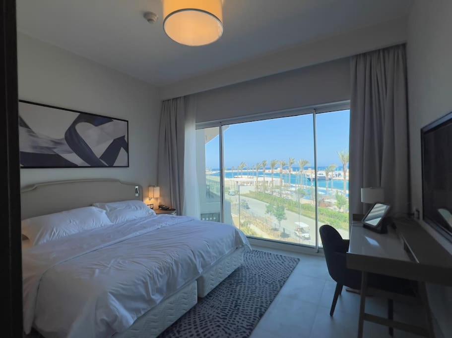 Marassi, Luxury In Address Resort, Service