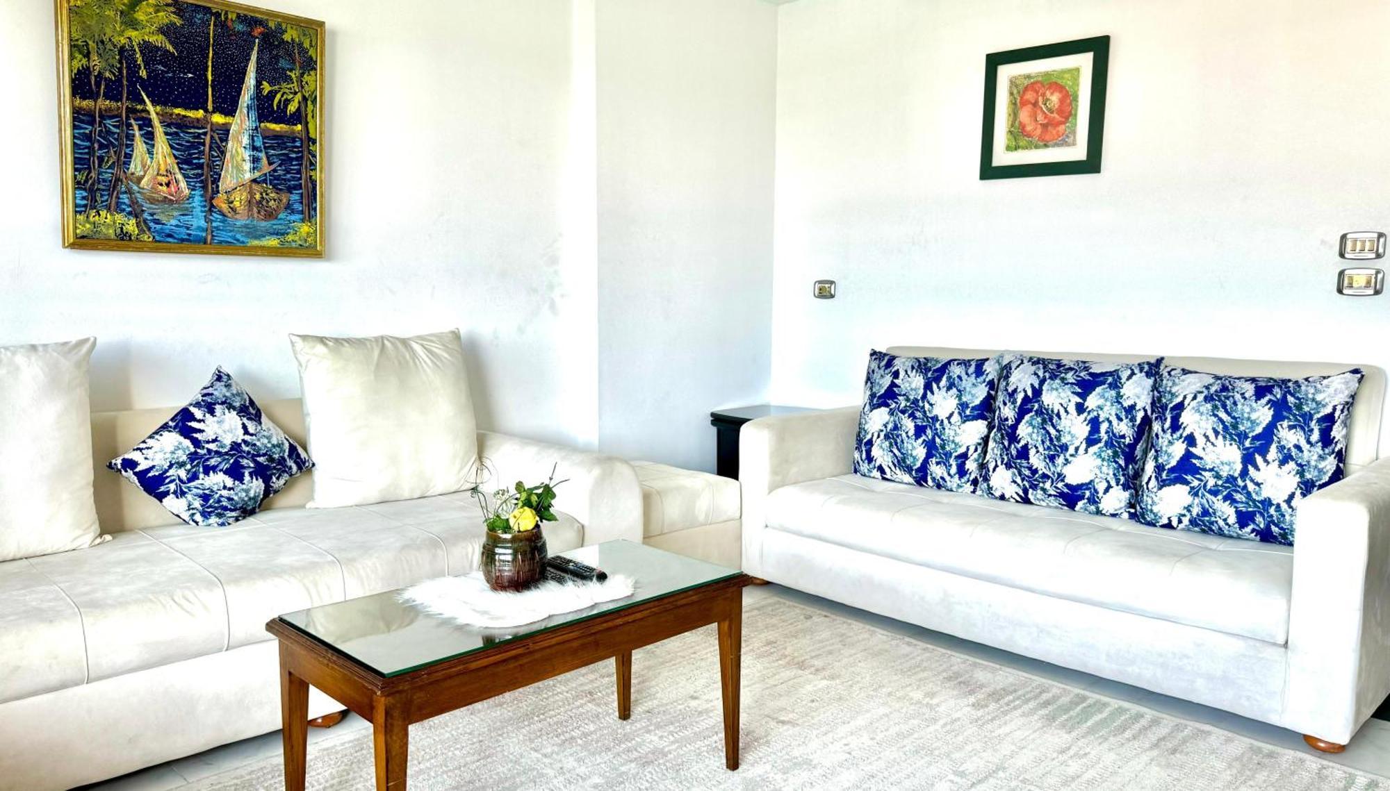 Luxury Gleem 3 Direct Sea View Apartment Alexandria