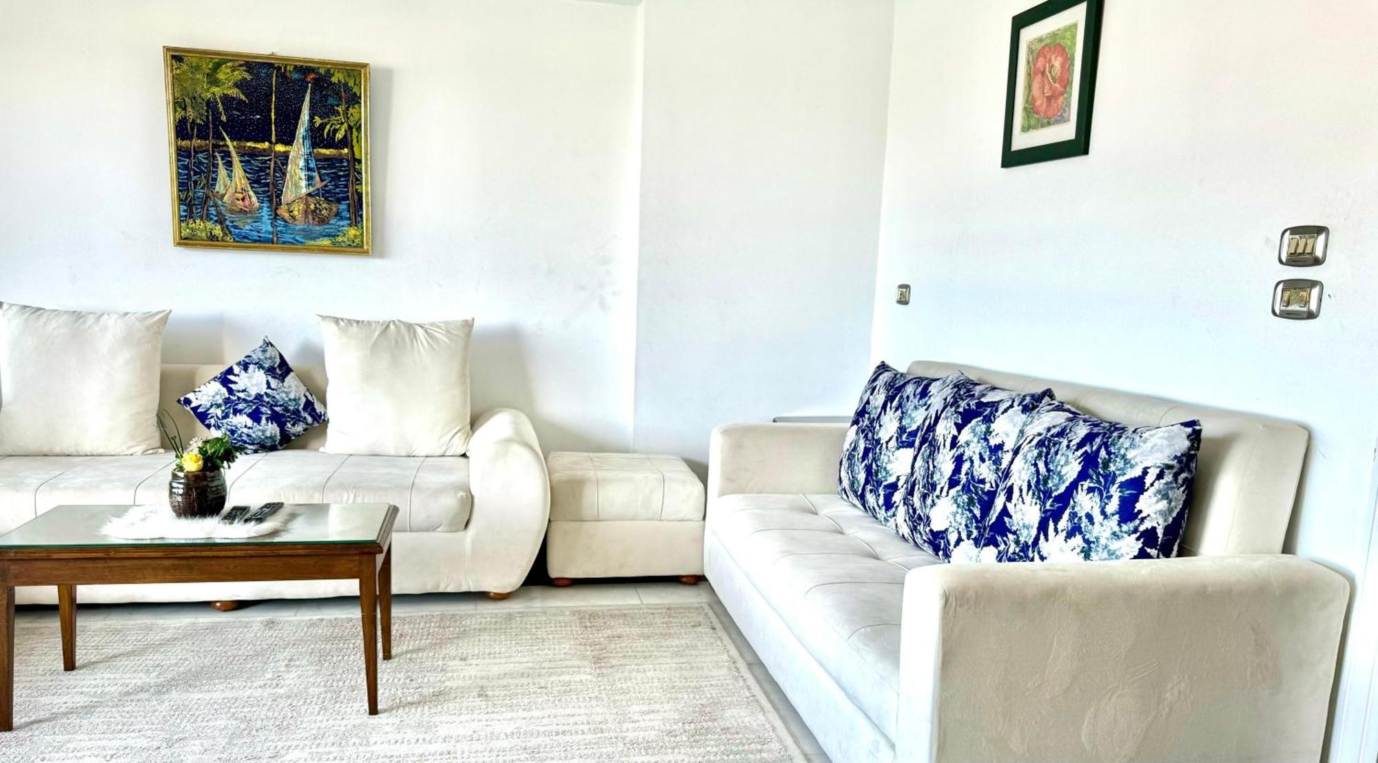 Luxury Gleem 3 Direct Sea View Apartment Alexandria