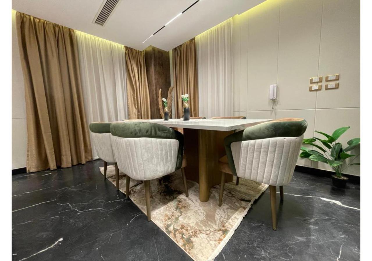 Villa In Palm Hills- The Crown-sheikh Zayed Sheikh Zayed City
