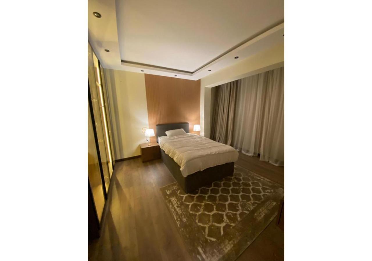 In Palm Hills- The Crown-sheikh Zayed Villa Sheikh Zayed City