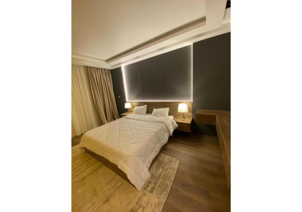 Villa In Palm Hills- The Crown-sheikh Zayed