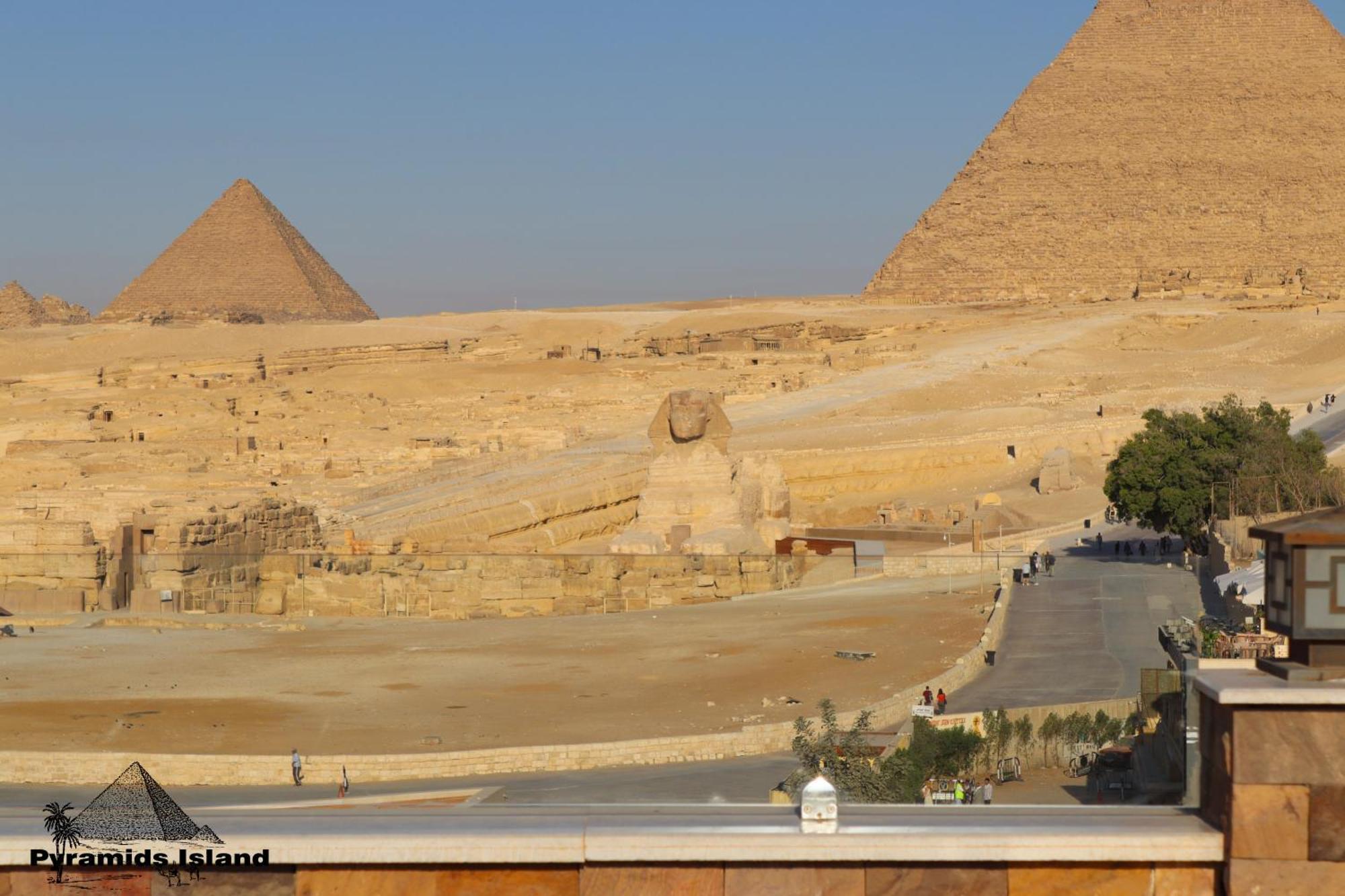Pyramids Island *