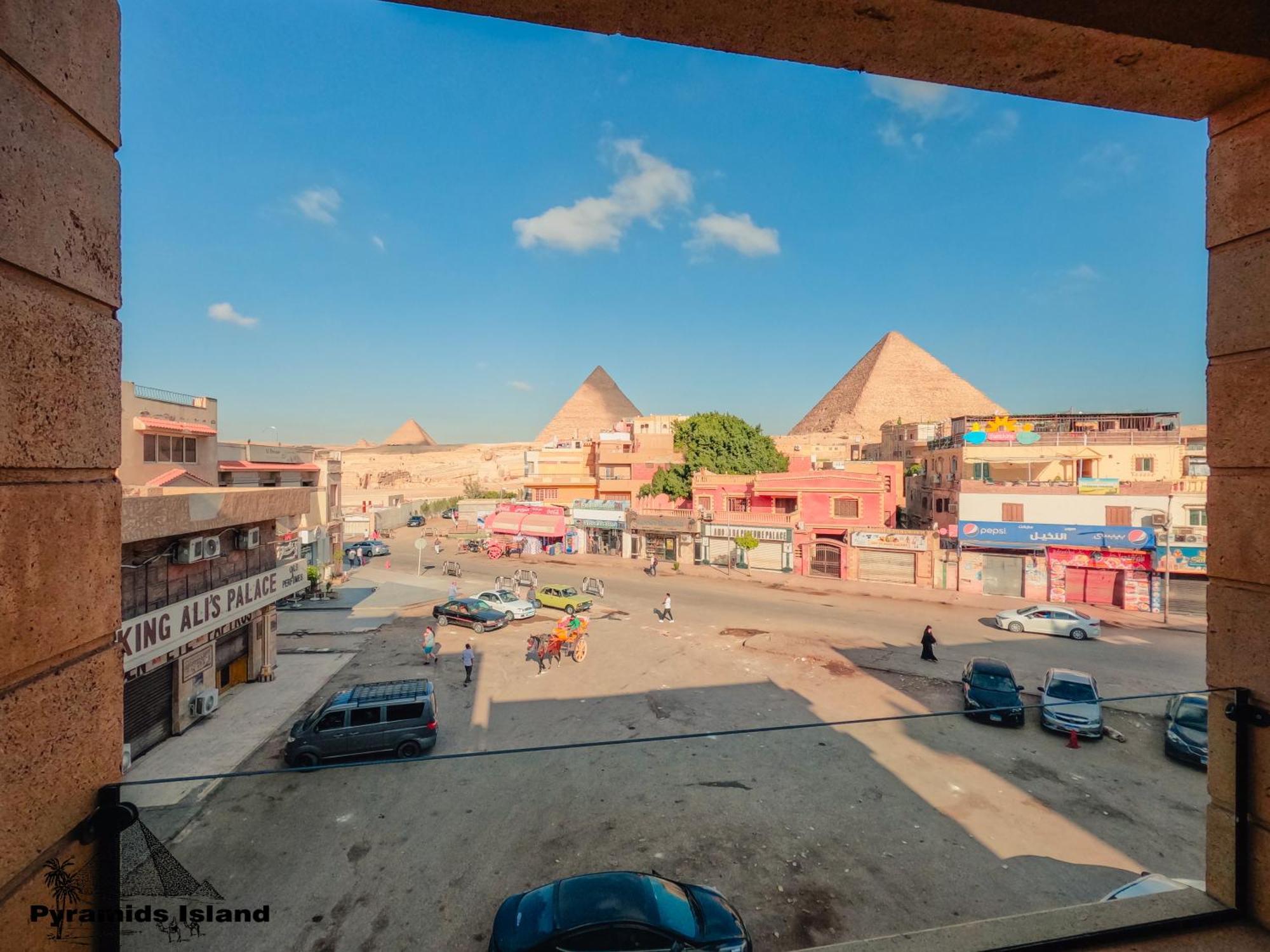 Bed & Breakfast Pyramids Island