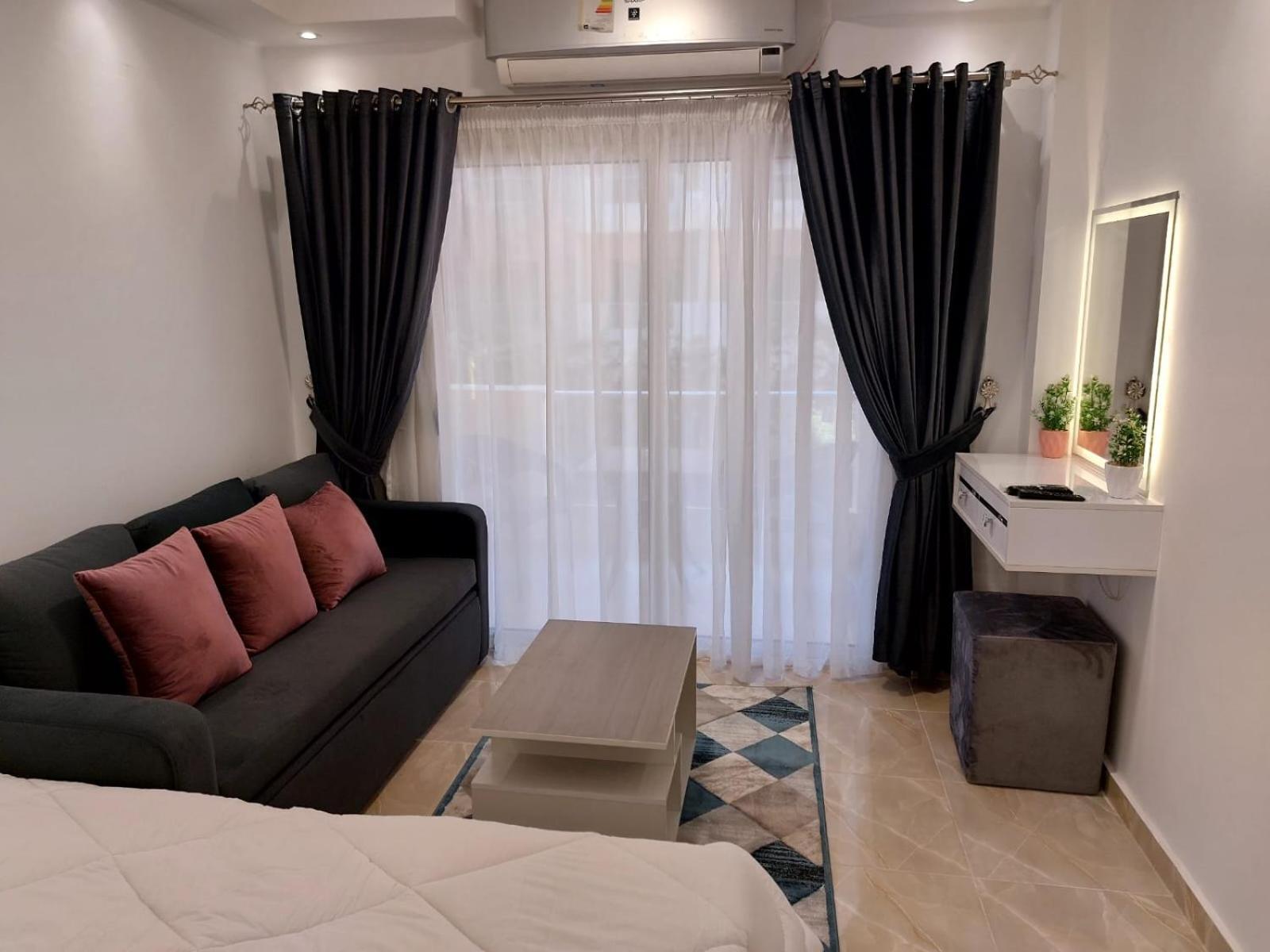 Florenza Khamsin N4 Apart Otel *